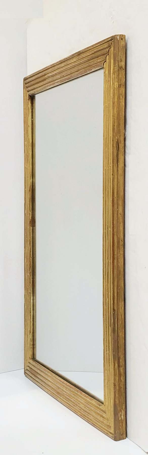 aa061_gilded_ribbed_frame_mirror_62__master