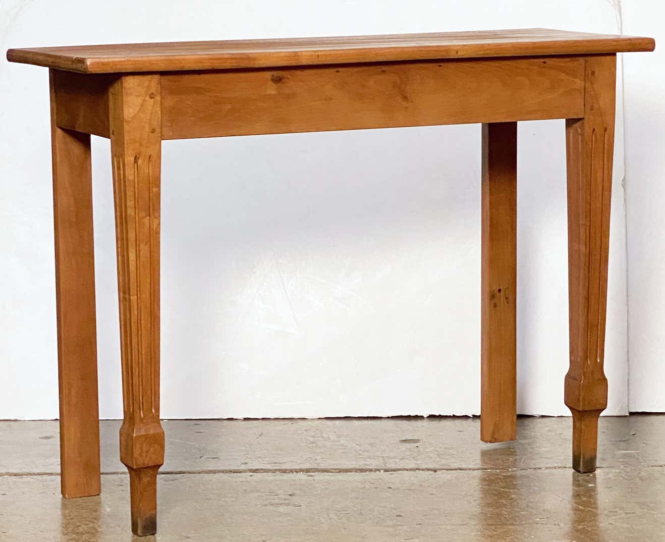 c111_pine_console_table_2_of_2_70__master
