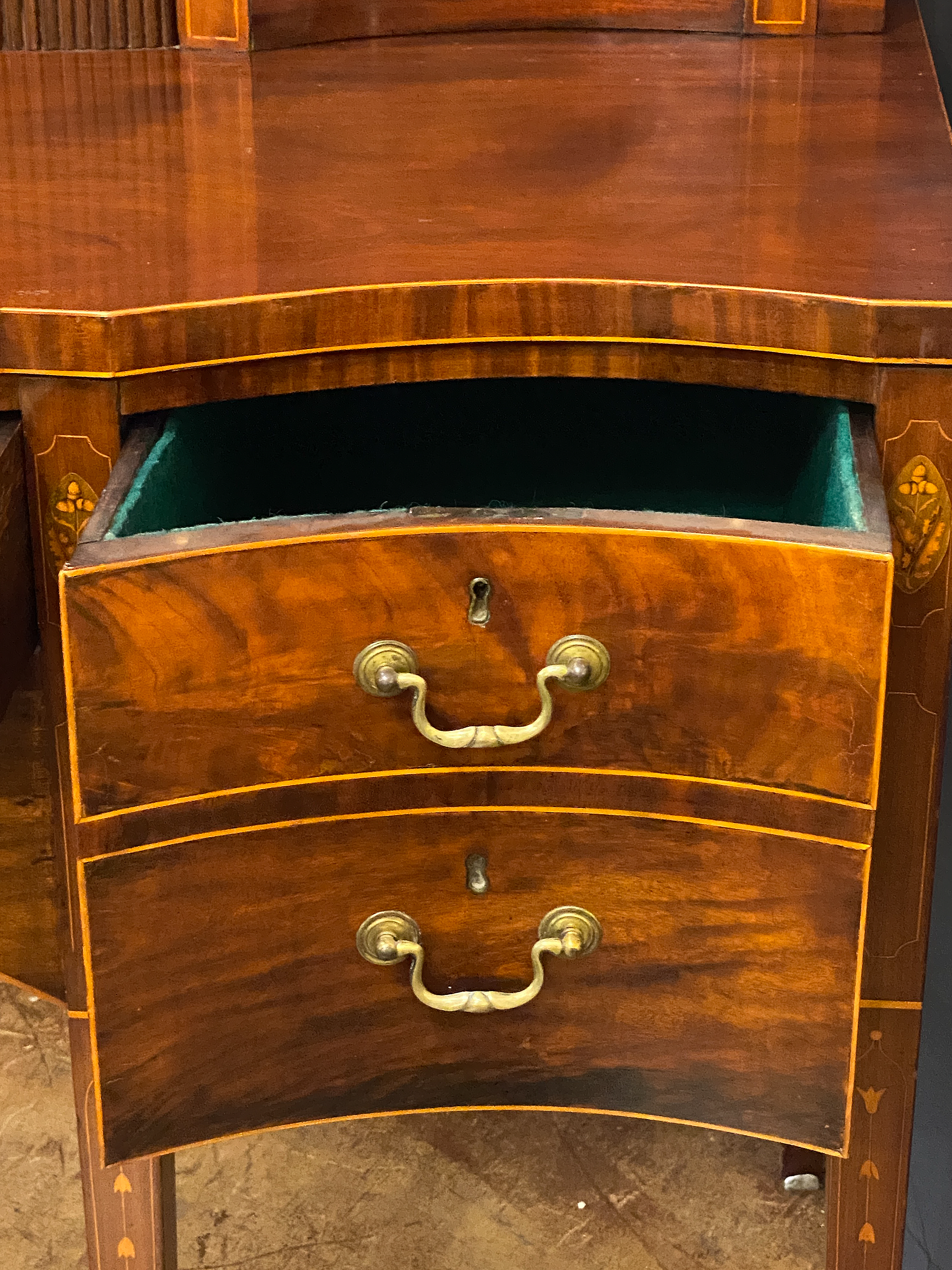 cc014_sideboard_161