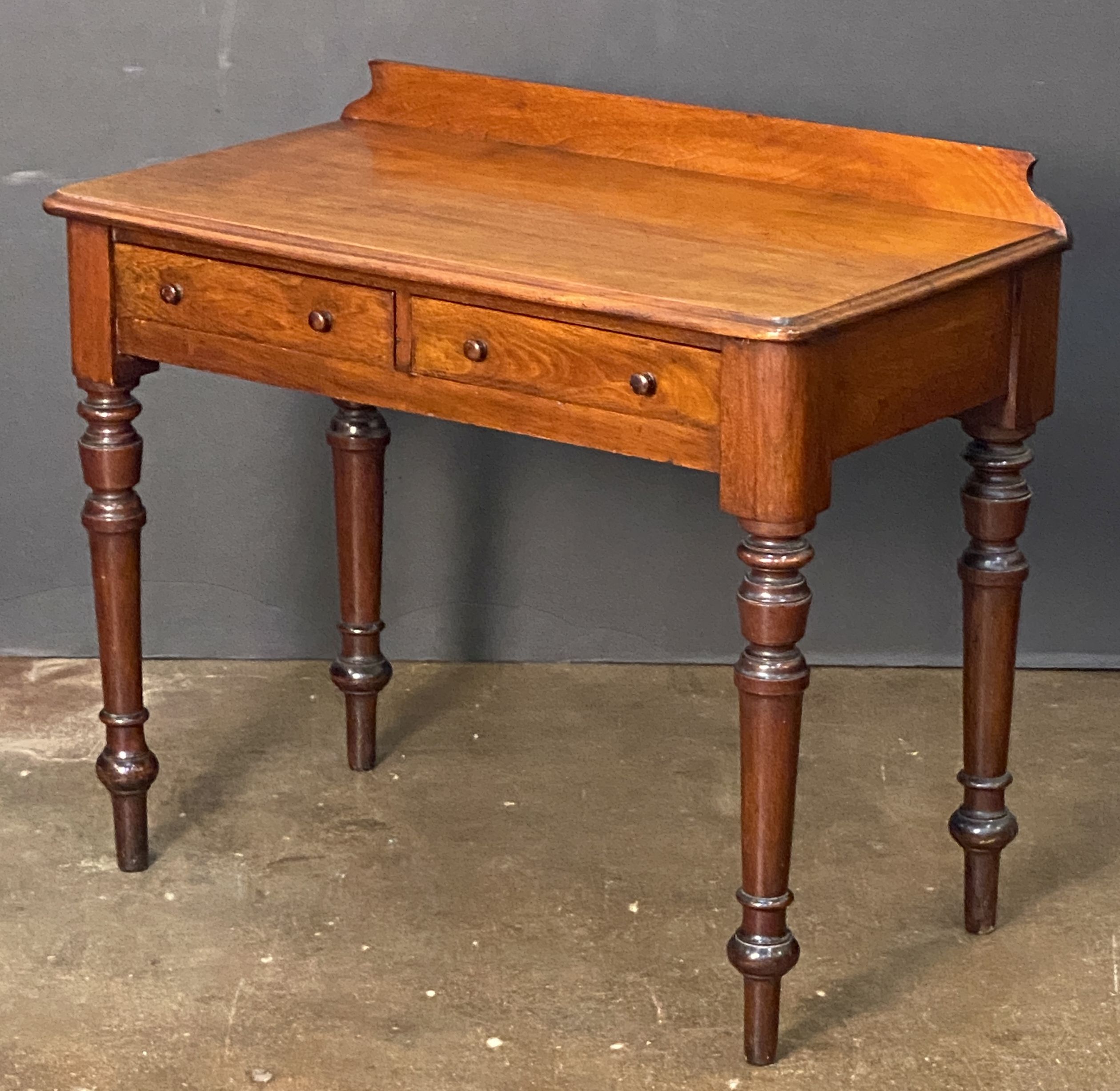 cc125_mahogany_writing_table_44