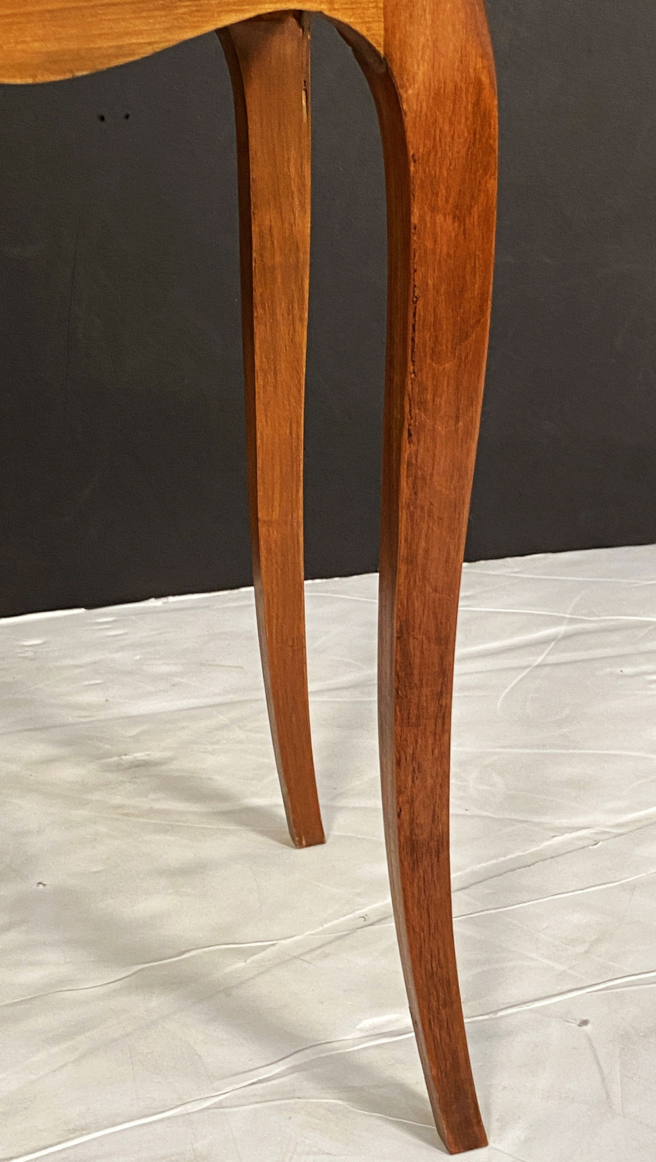 cc179_french_cherry_side_table_40