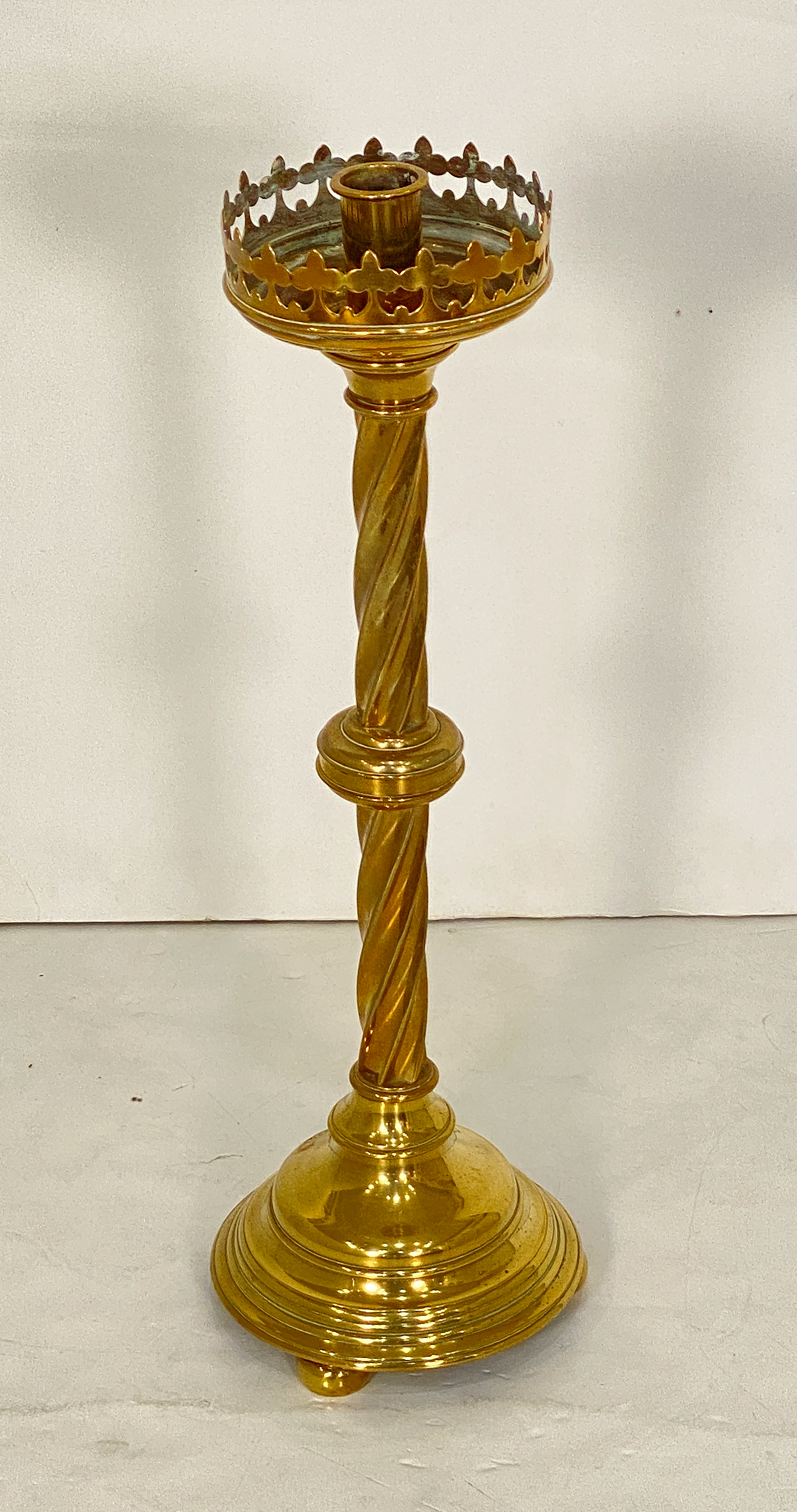 cc236_large_brass_candlesticks_16