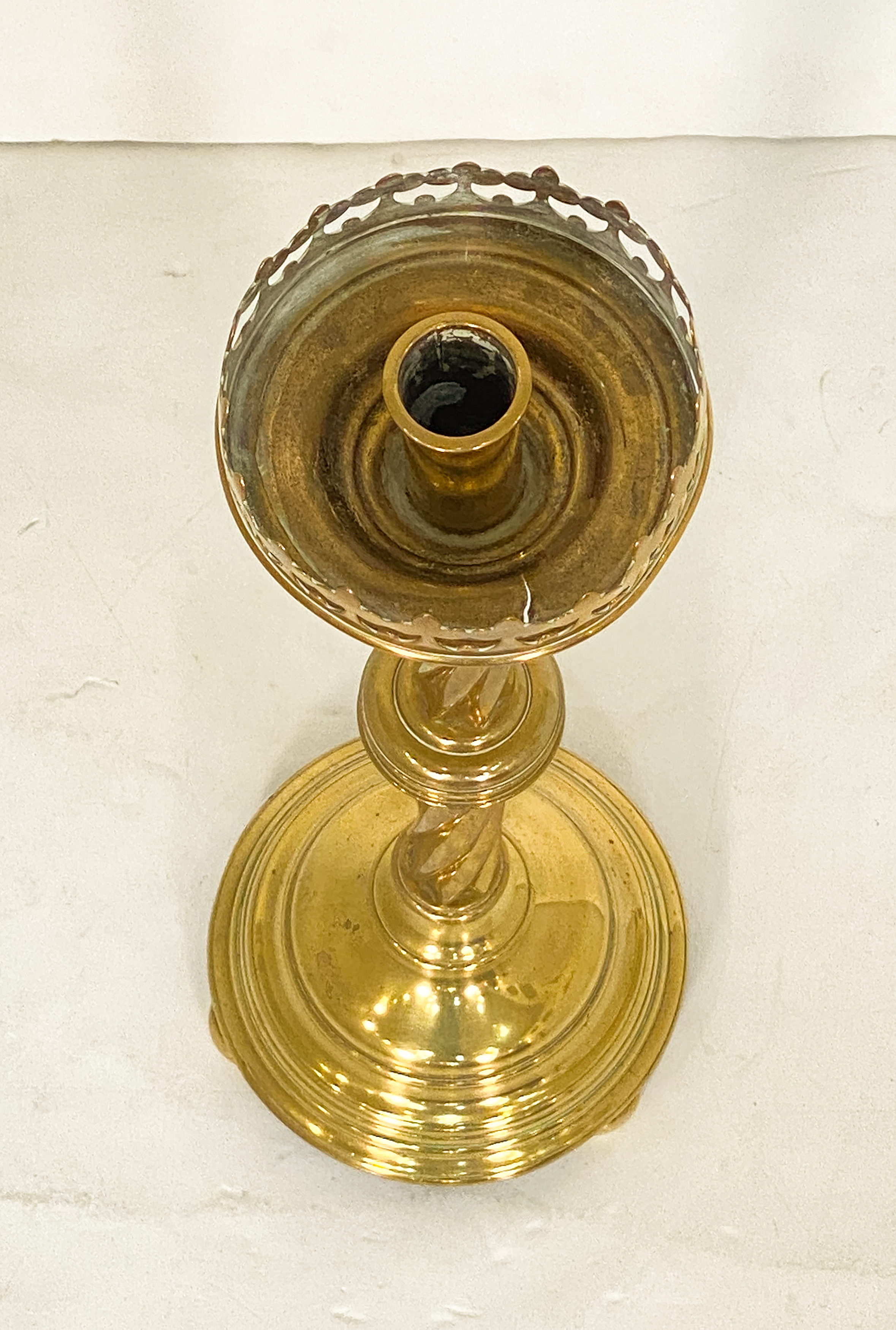cc236_large_brass_candlesticks_34