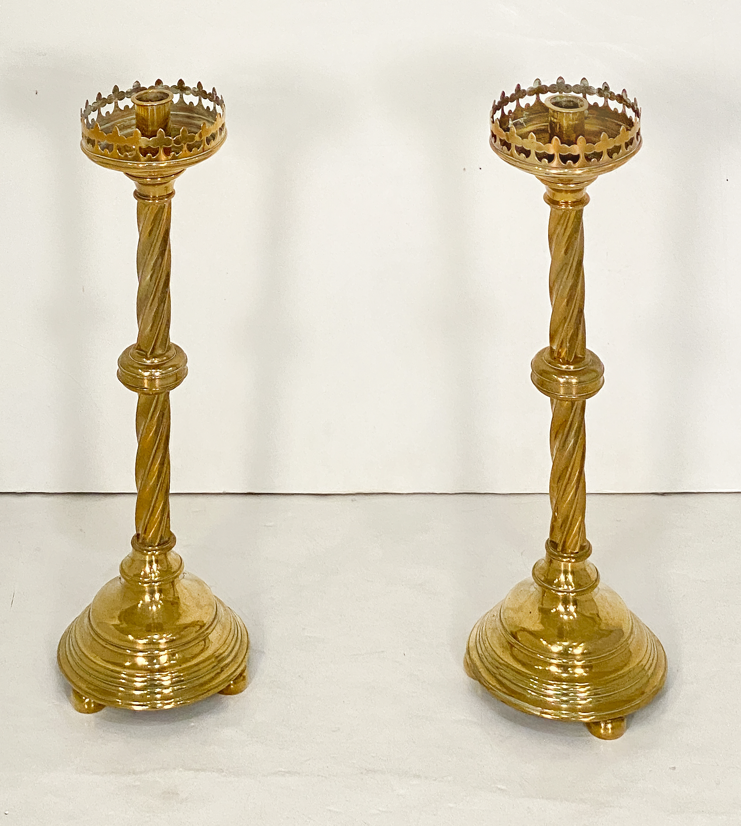 cc236_large_brass_candlesticks_l_e_a_d