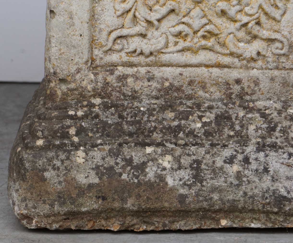 cc237_stone_pedestals_pair_53