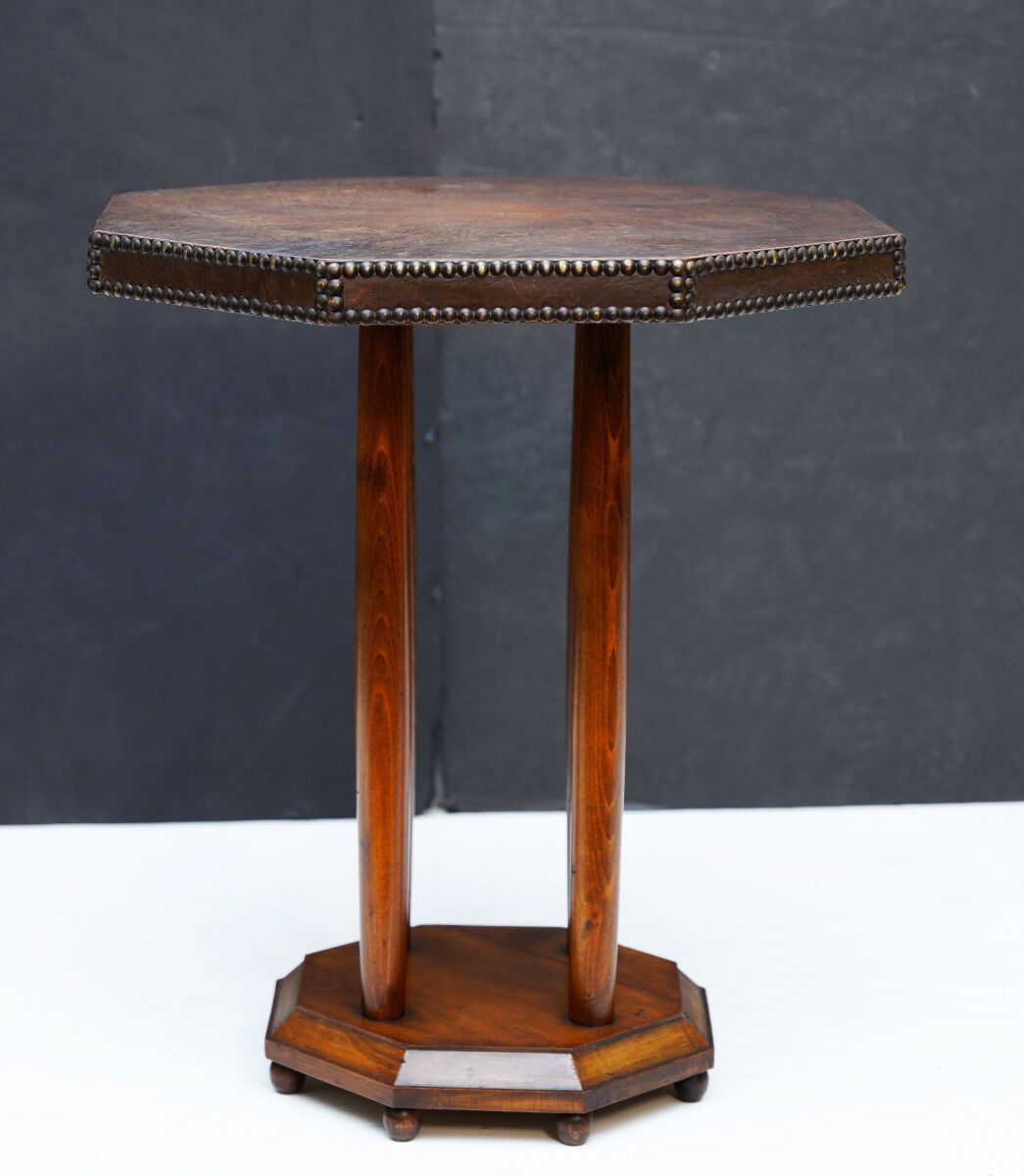 cc816_octagonal_bistro_table_17