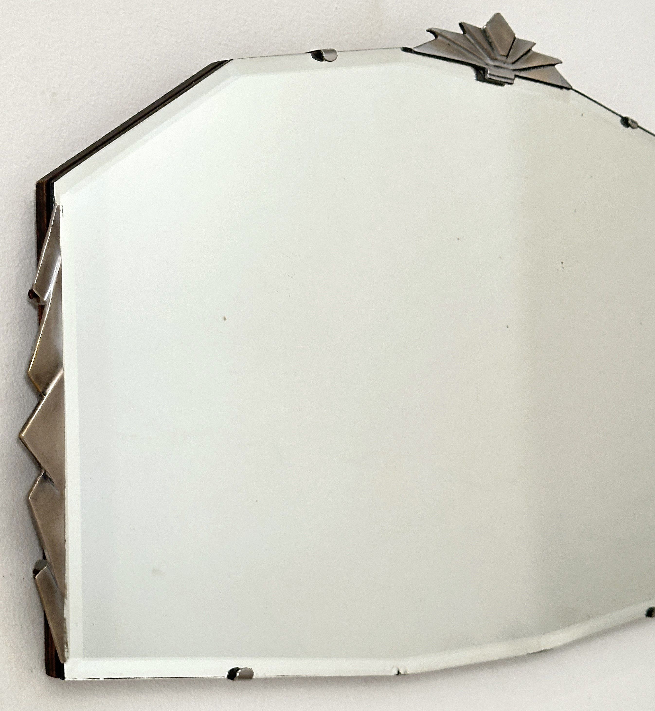 cc831_10_sided_mirror_12