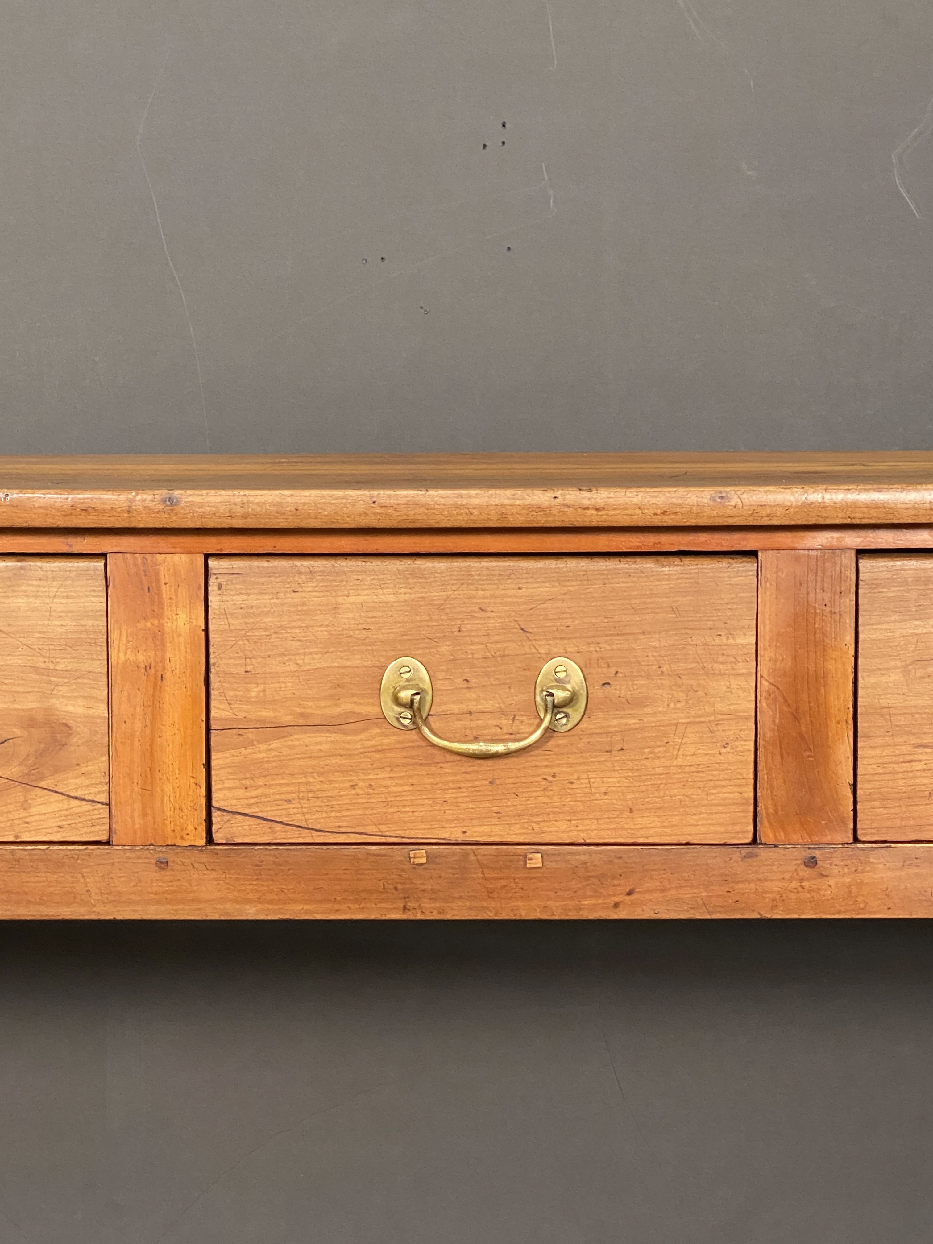 cc843_cherry_console_sideboard_27