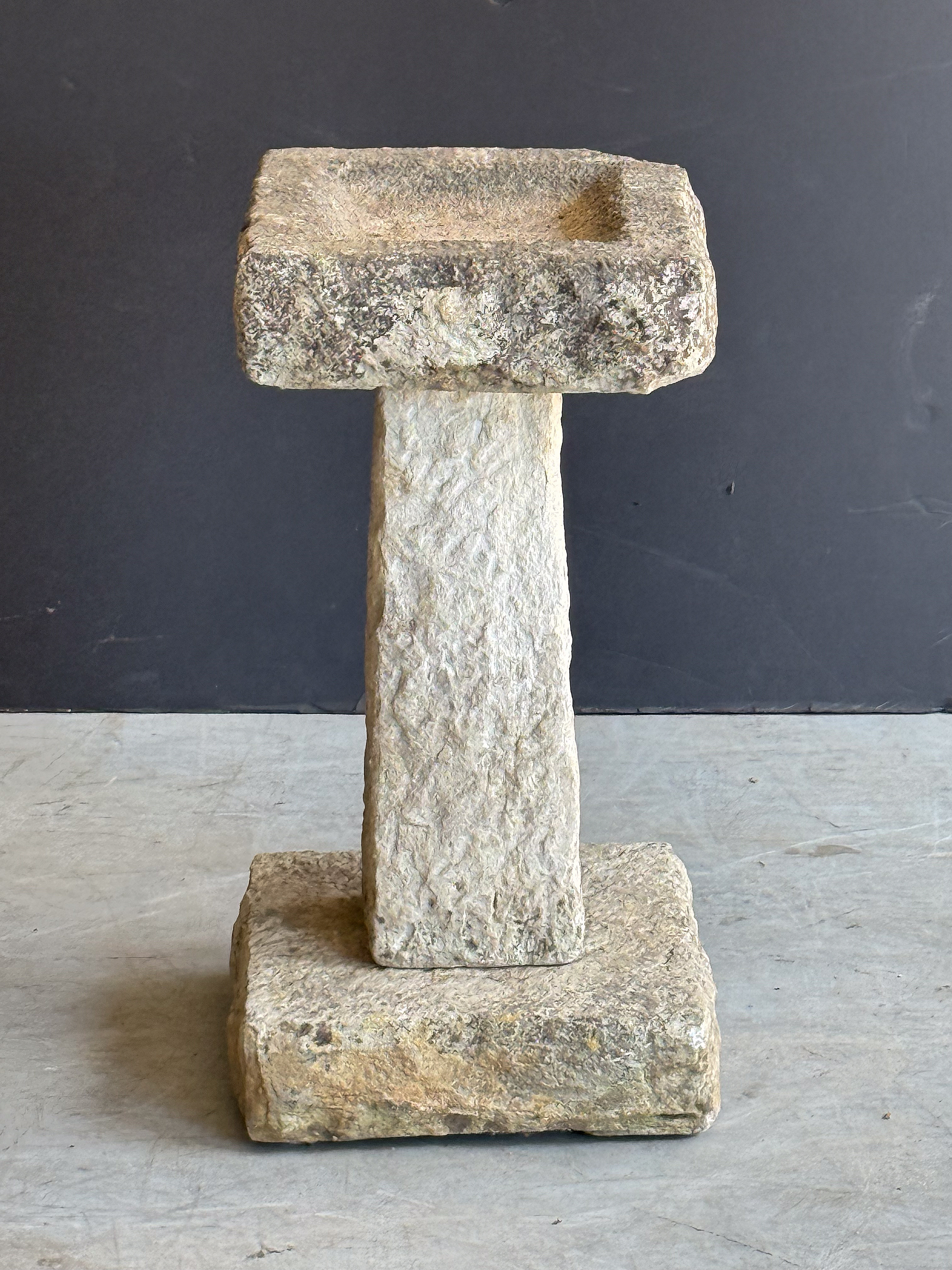 cc869_stone_bird_bath_005_l_e_a_d_984388044