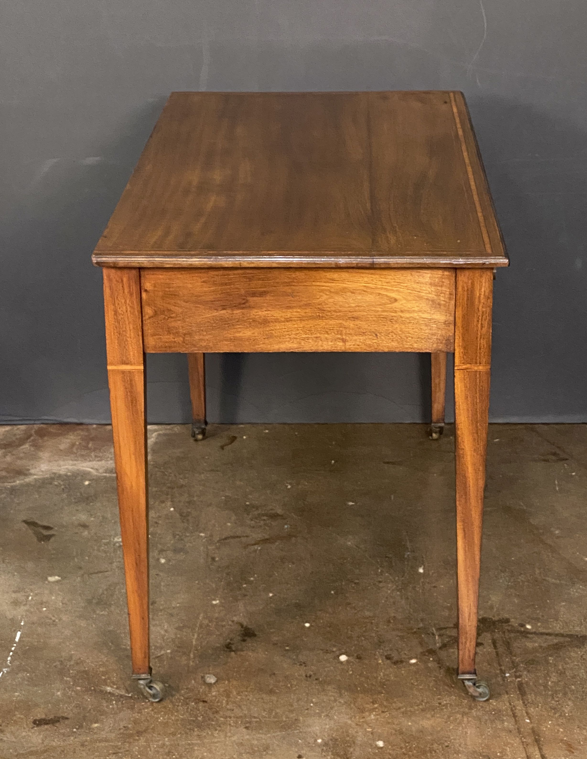 dd122_english_writing_table_of_inlaid_mahogany_72