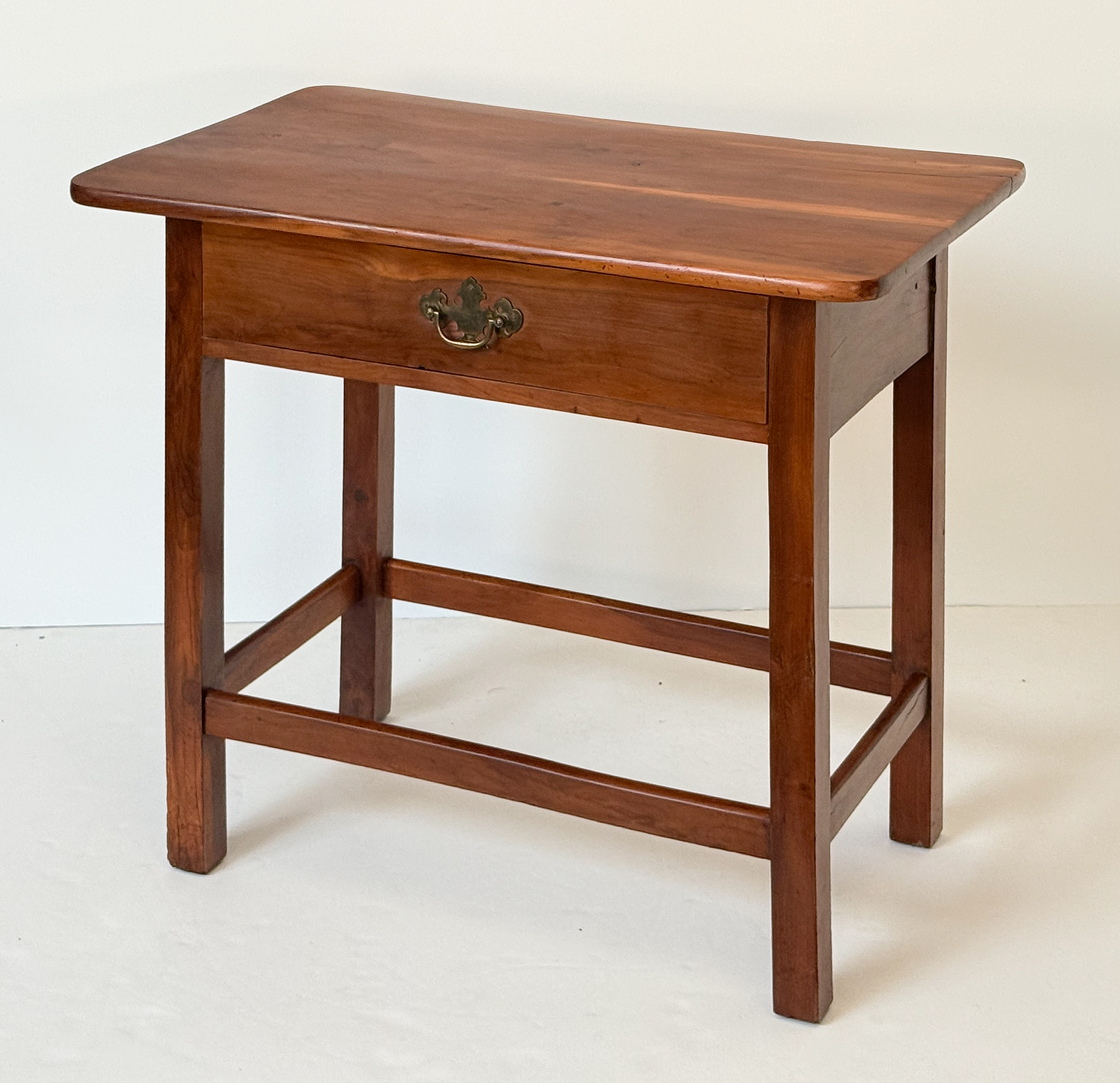 dd199_french_cherry_table_01