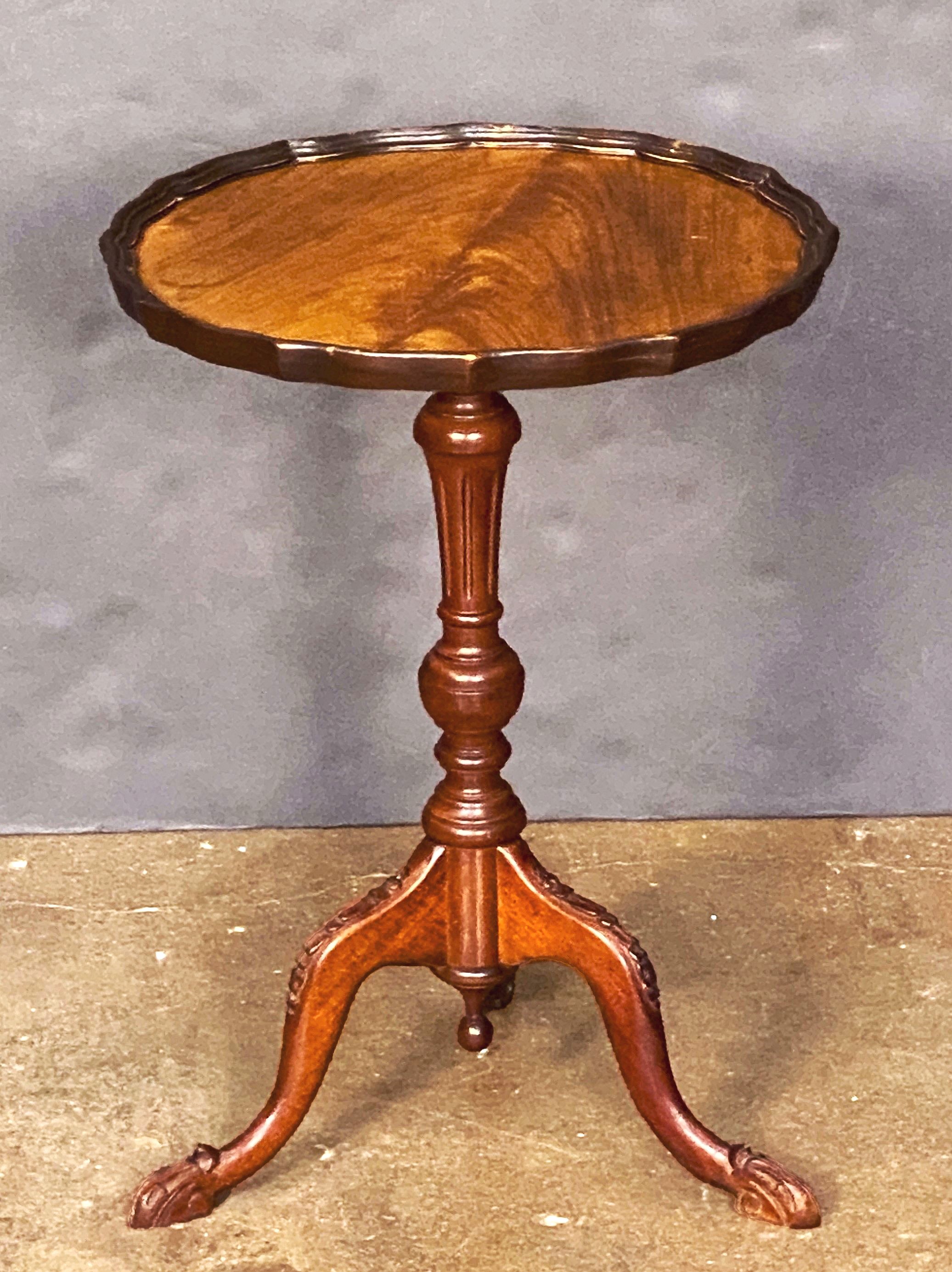 dd253_english_mahogany_wine_table_12