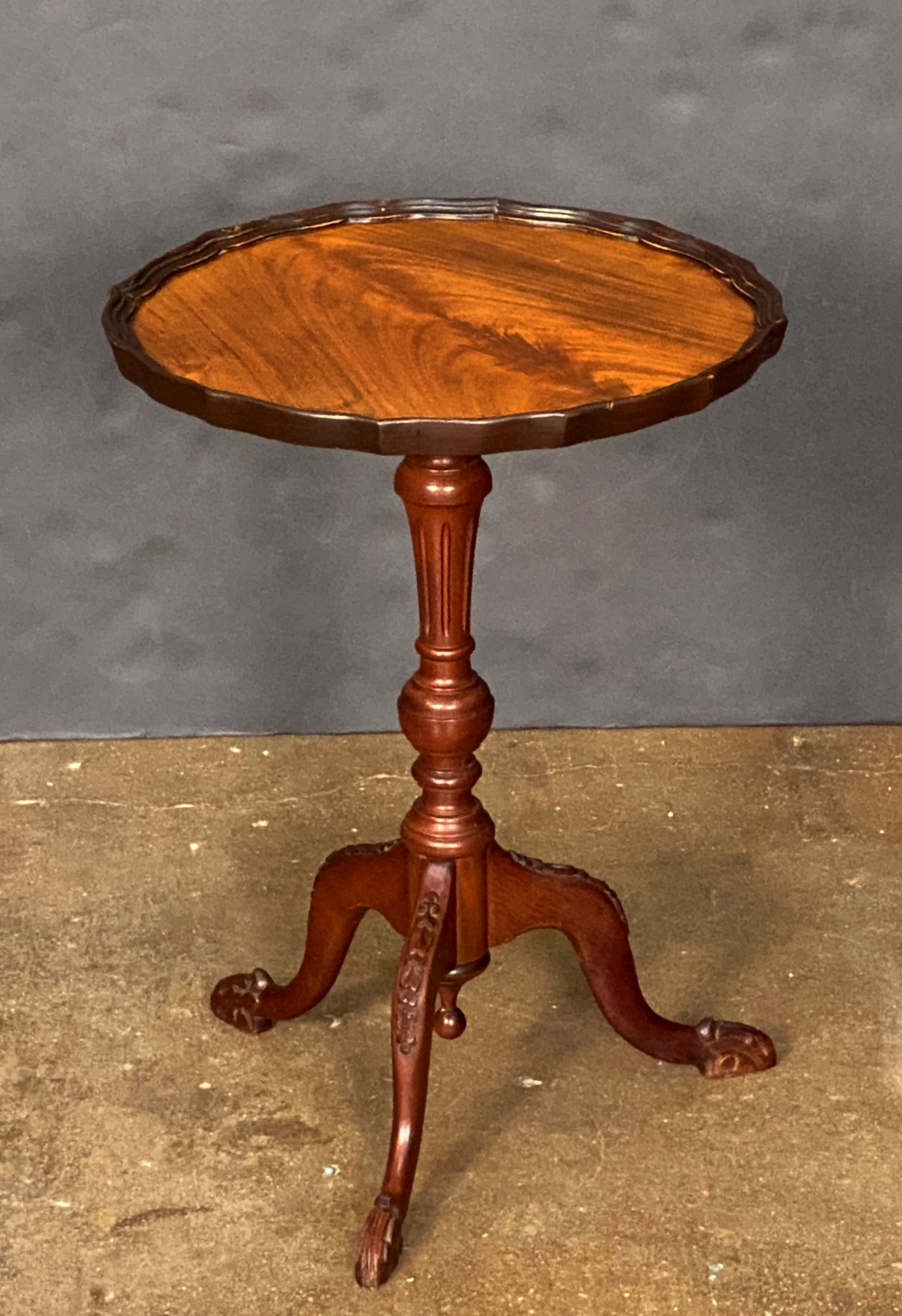 dd253_english_mahogany_wine_table_14