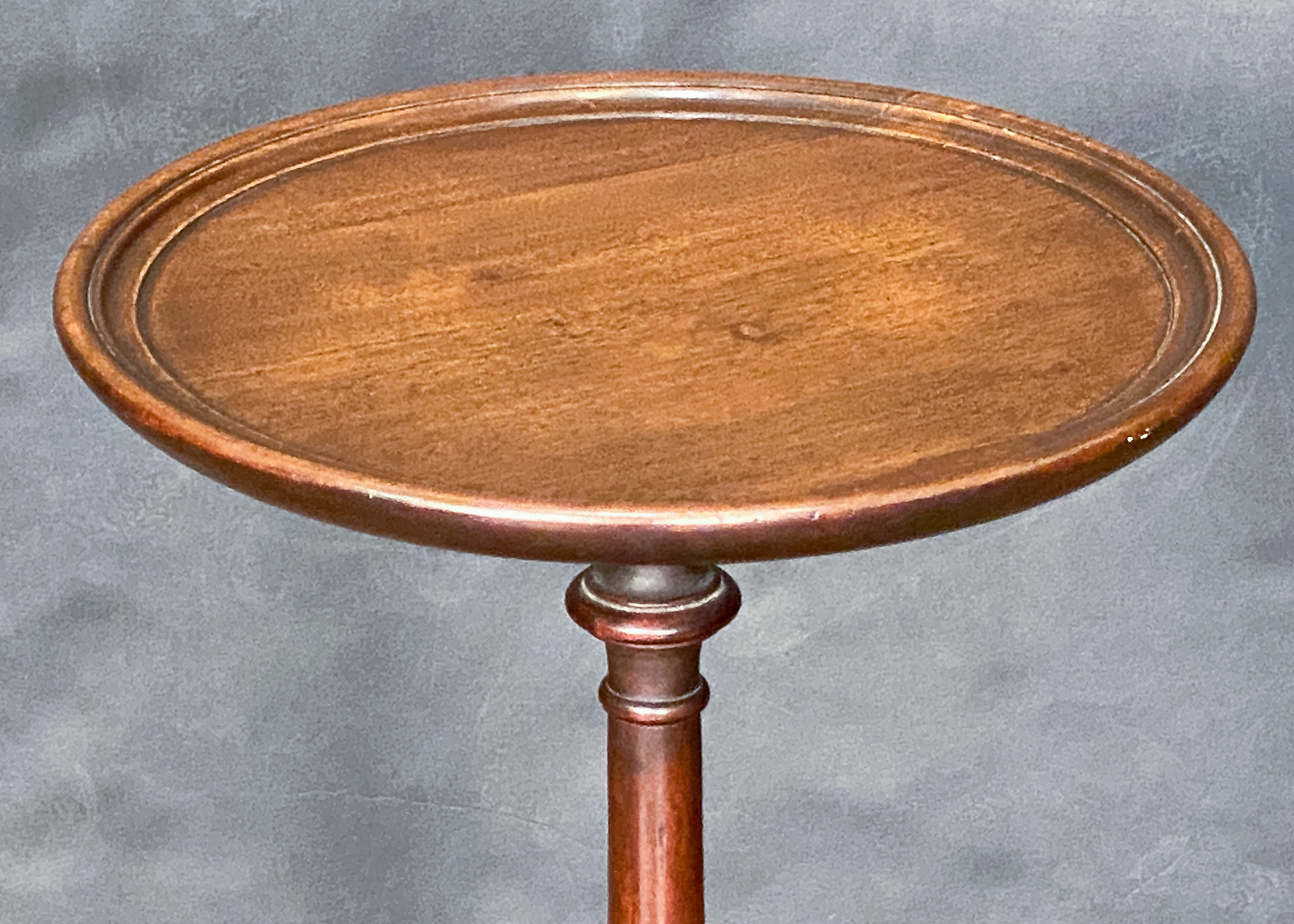 dd260_mahogany_wine_table_15_1779394637