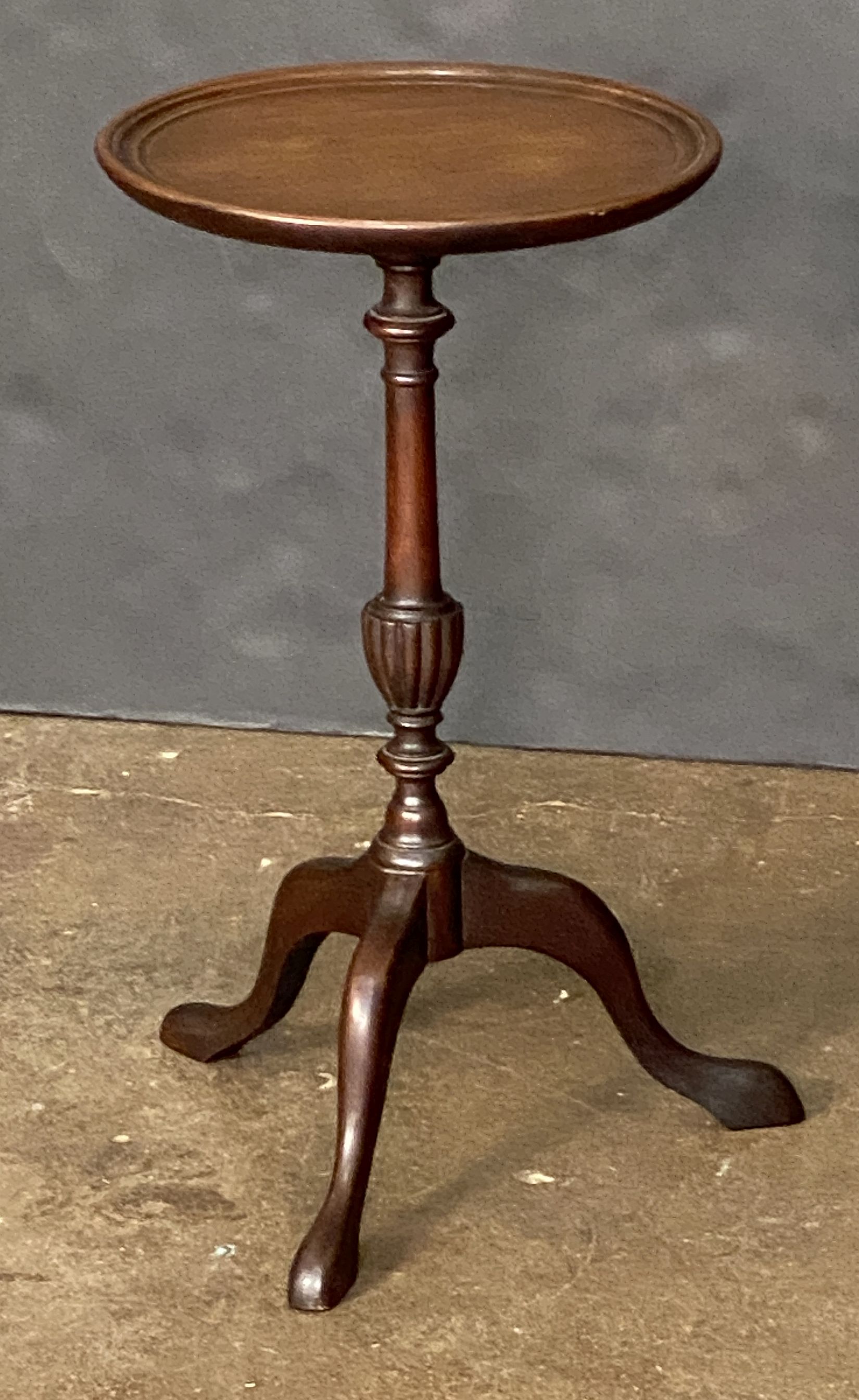 dd260_mahogany_wine_table_6_2001644982