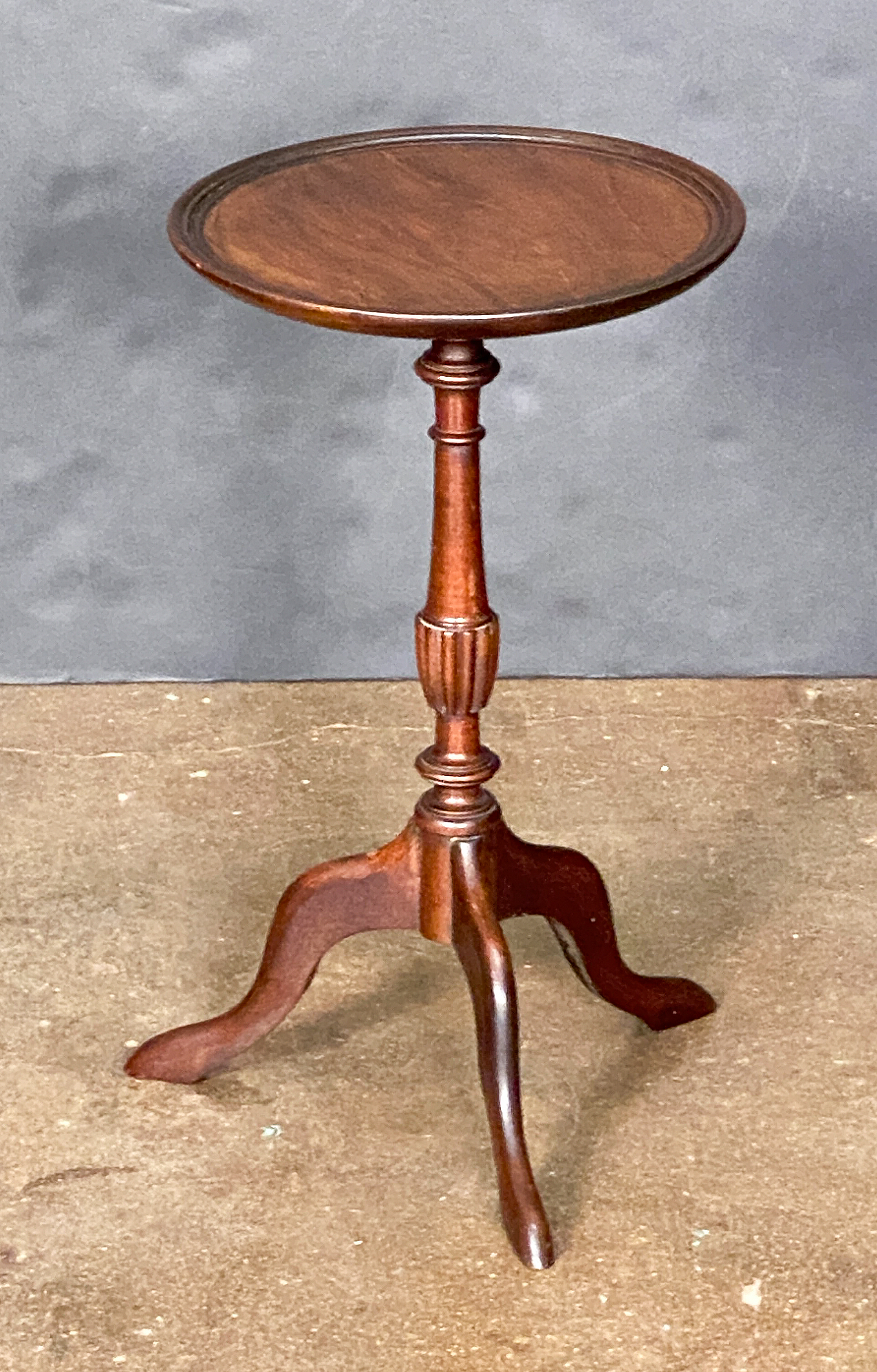 dd263_mahogany_wine_table_13_l_e_a_d