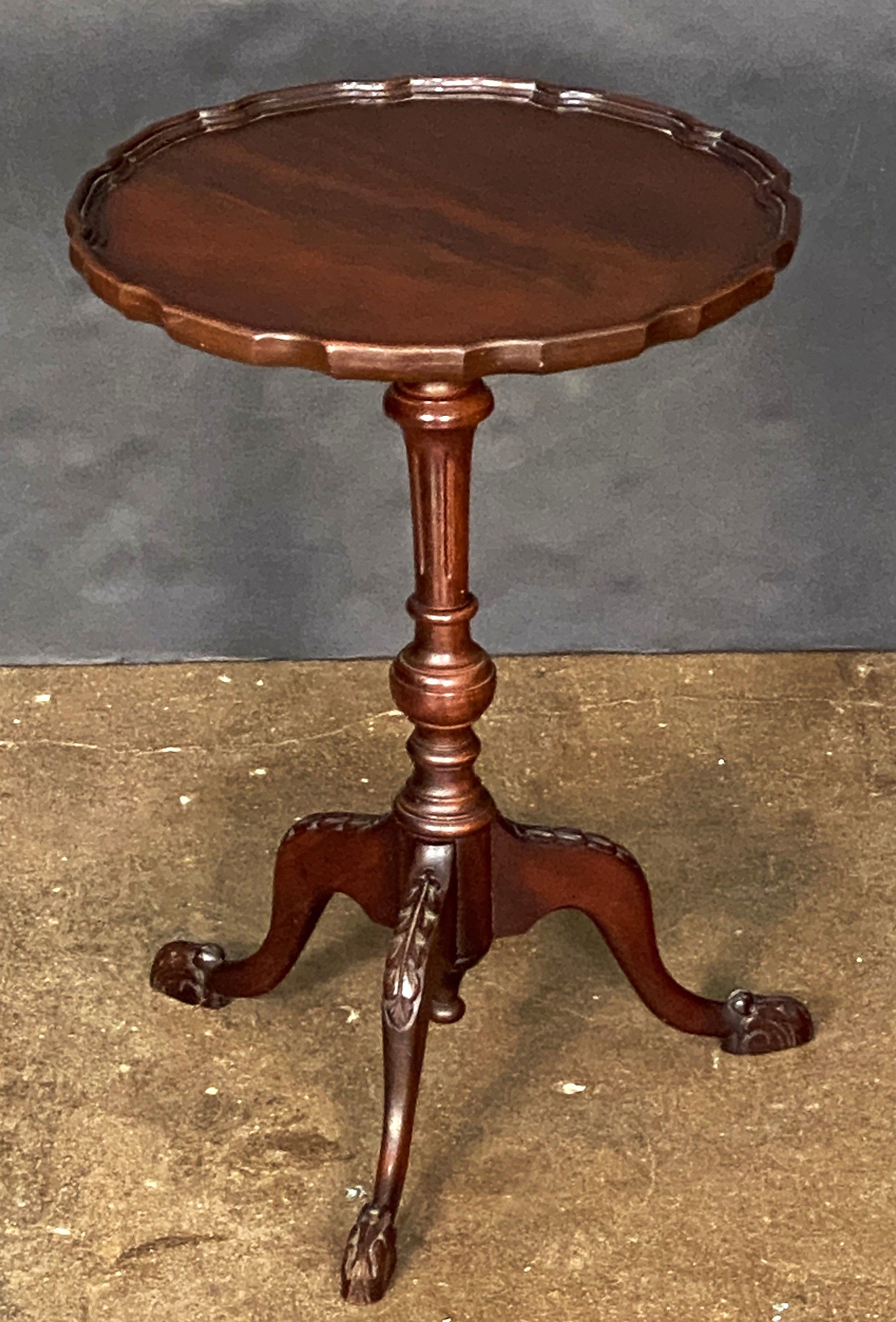 dd270_mahogany__wine_table_2_copy