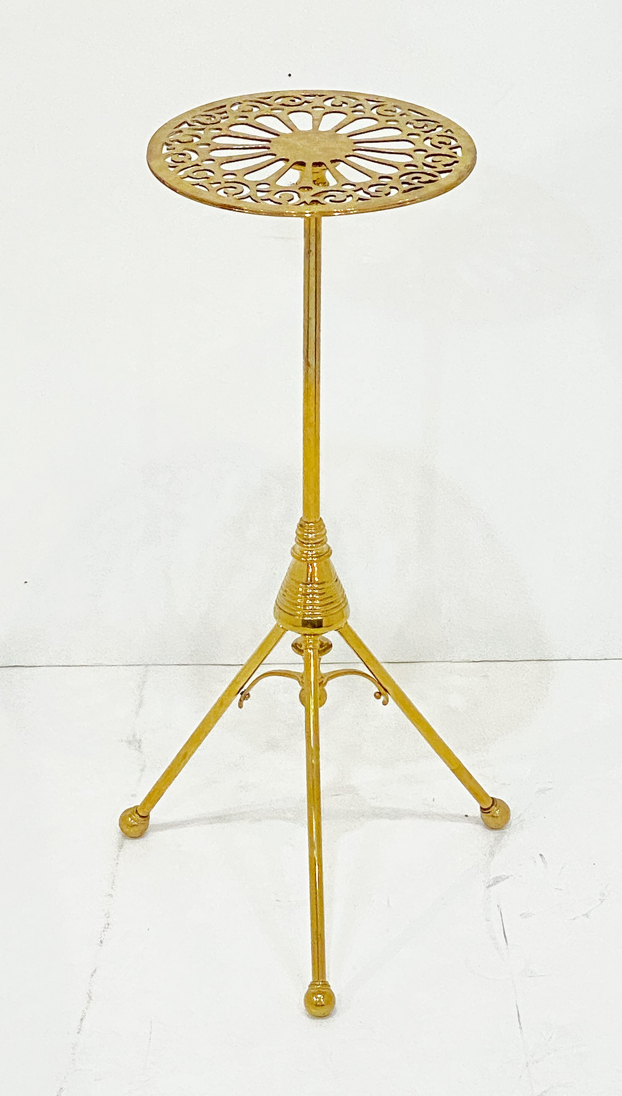 dd398_tall_brass_table_pr_planter_stand_4_l_e_a_d