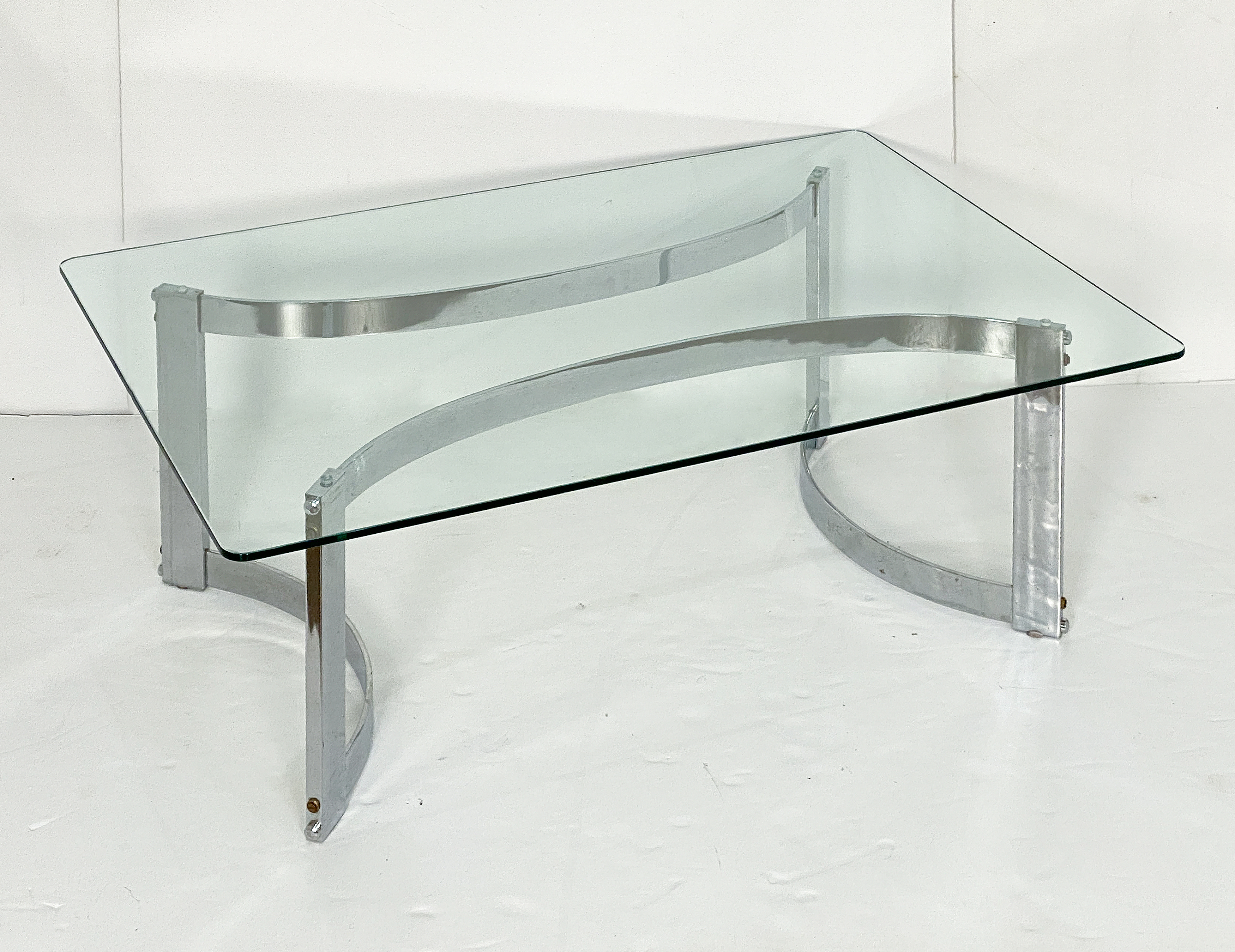 dd578_coffee_table_1