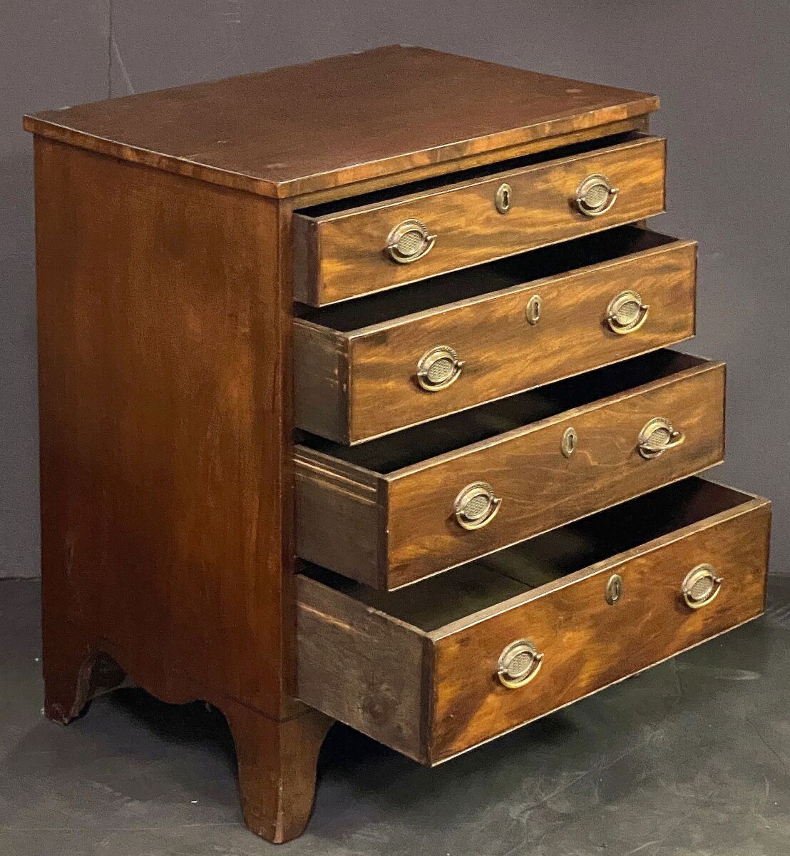 dd596_georgian_mahogany_chest_of_drawers_55_copy