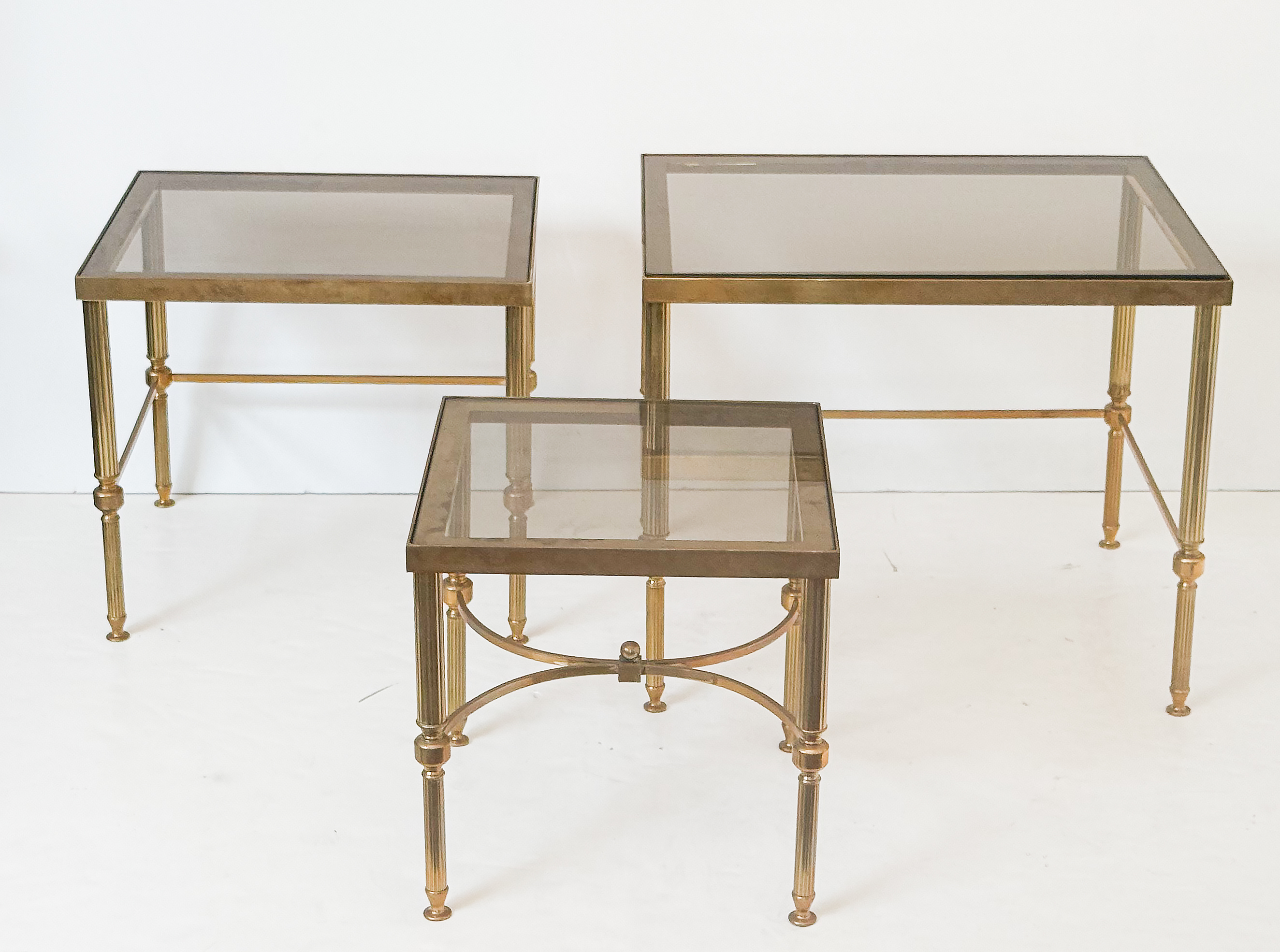 dd623_nesting_tables_009