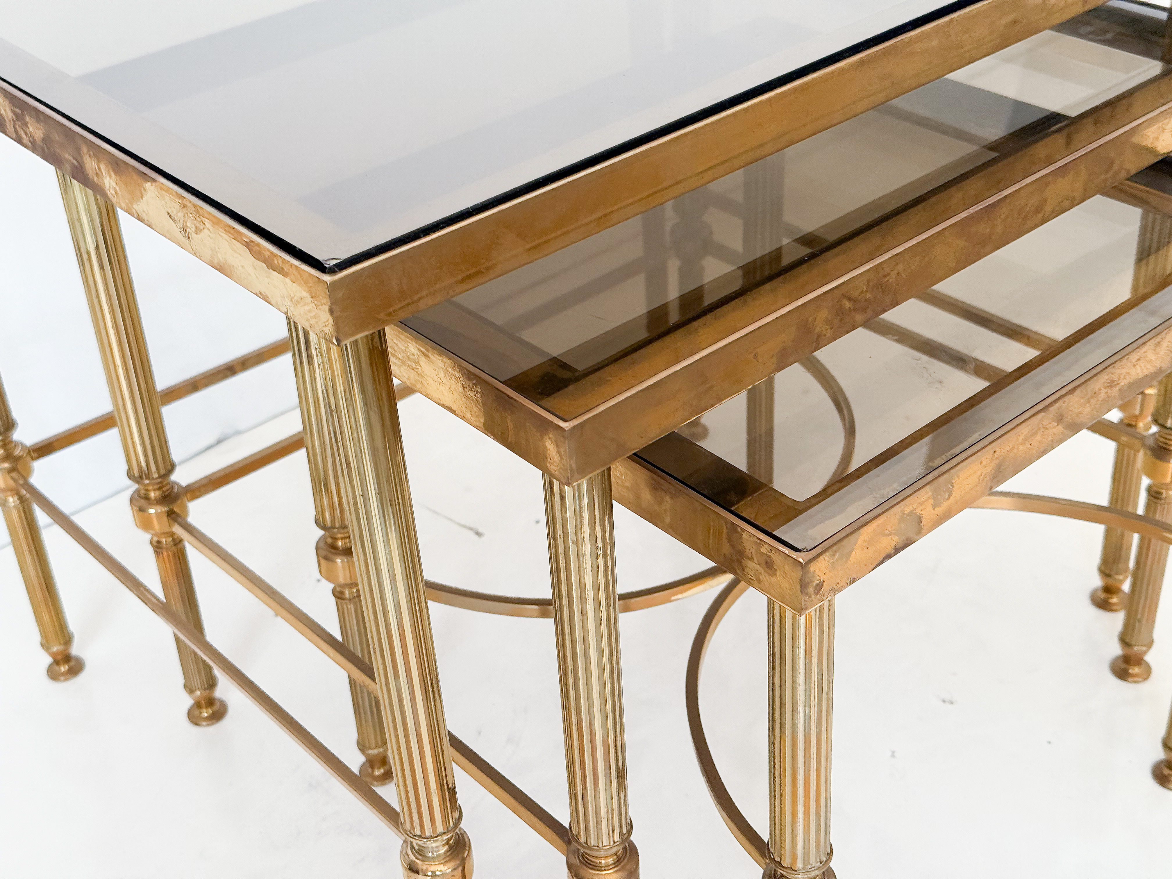 dd623_nesting_tables_012