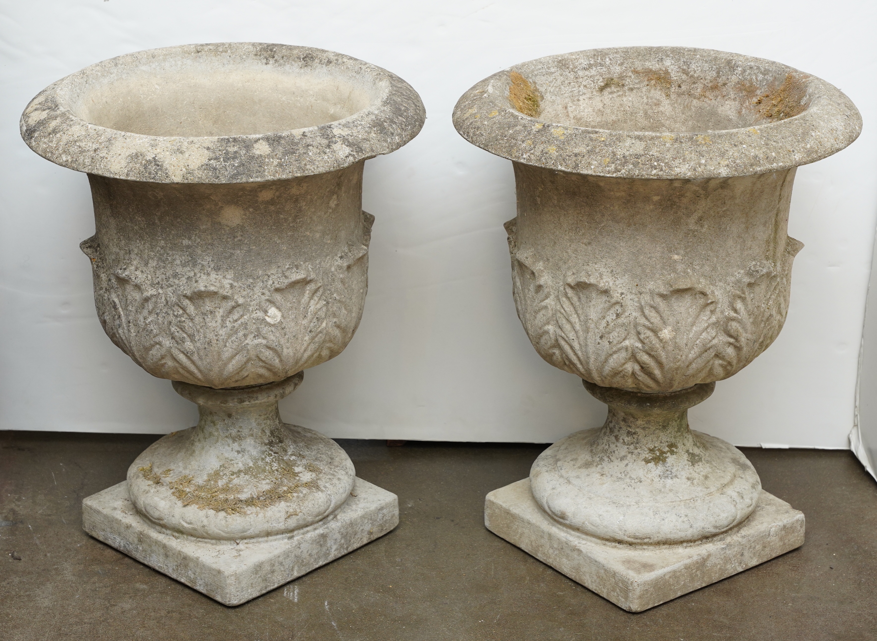 dd636_pair_of_reconstructed__stone_garden_urns__14_copy