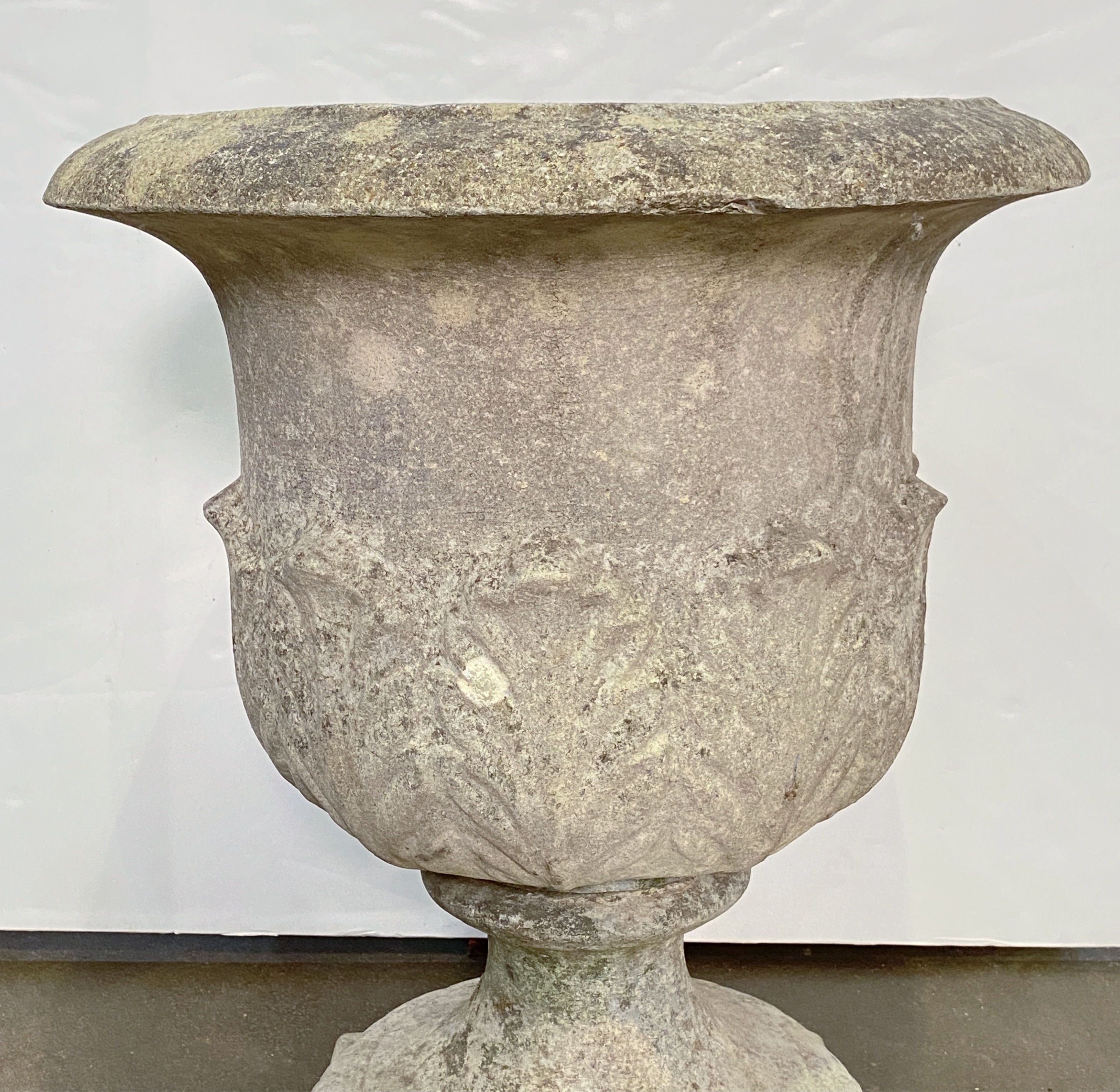 dd636_pair_of_reconstructed__stone_garden_urns__40_copy