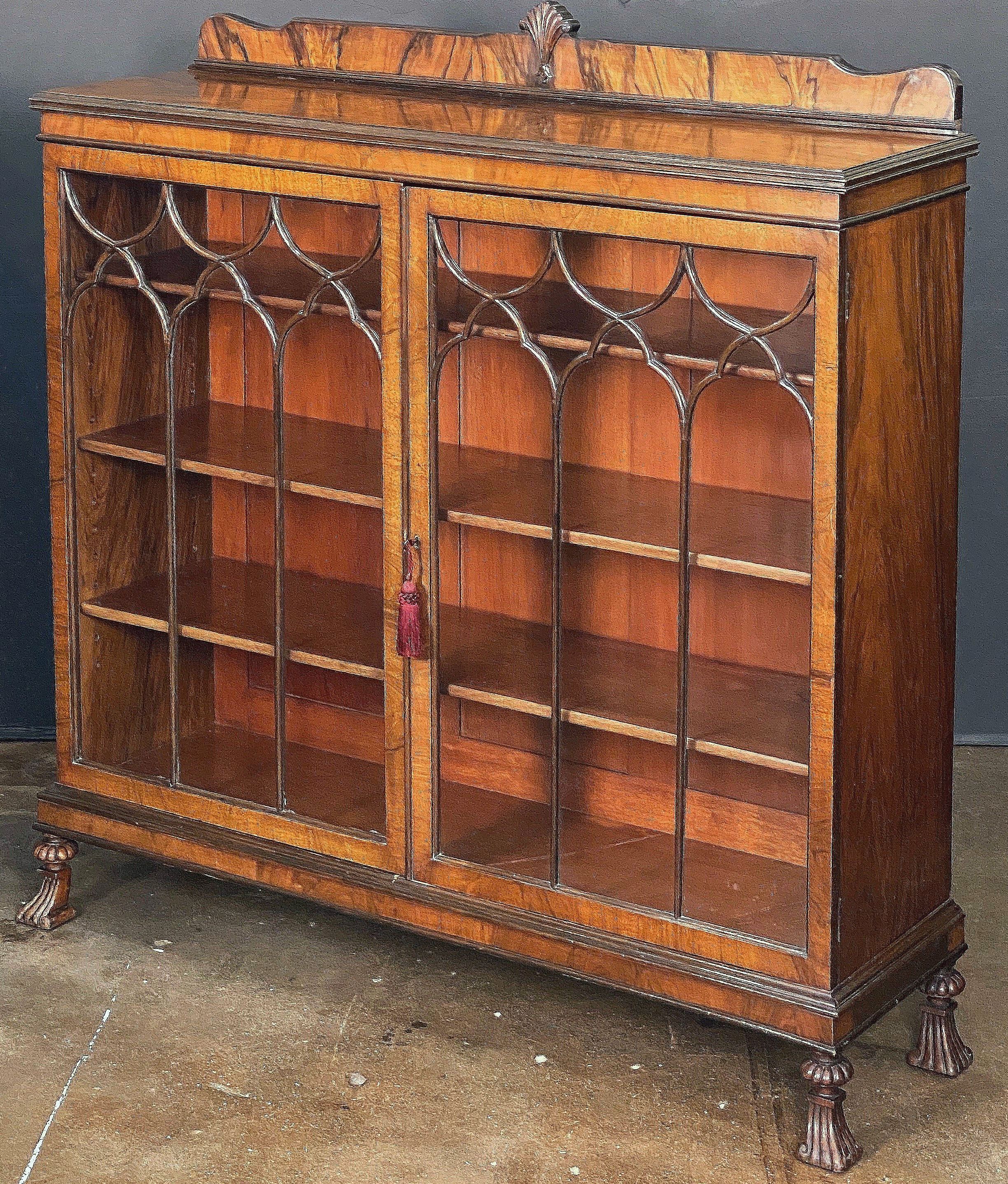 dd696_edwardian_walnut_bookcase__l_e_a_d