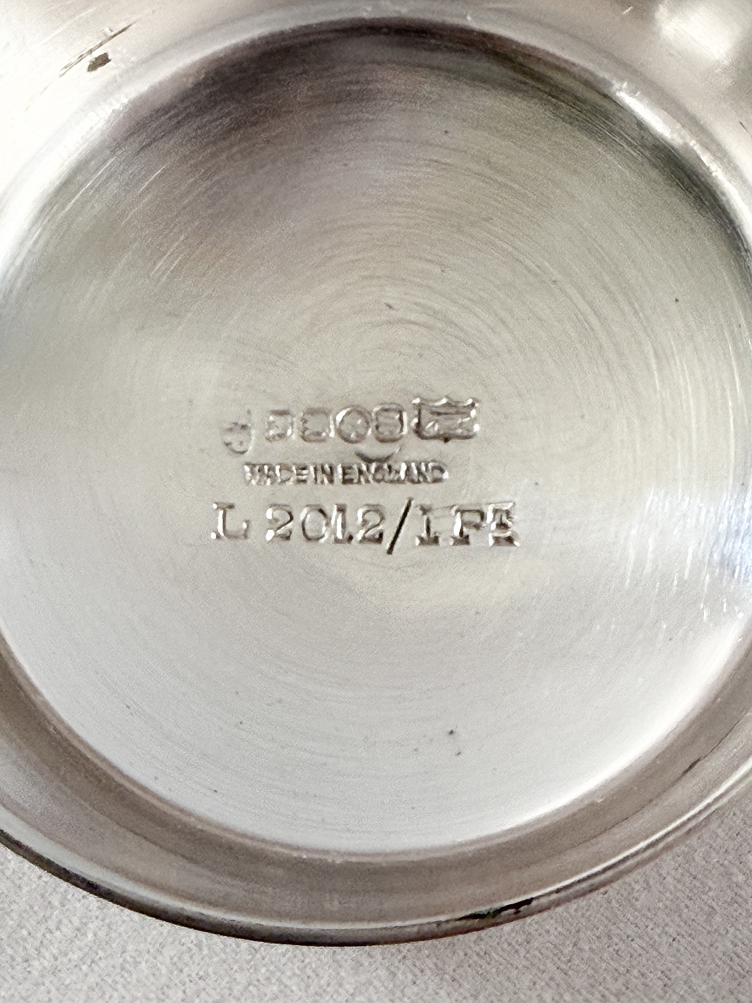 dd706_cockerel_shaker_w_spout_04