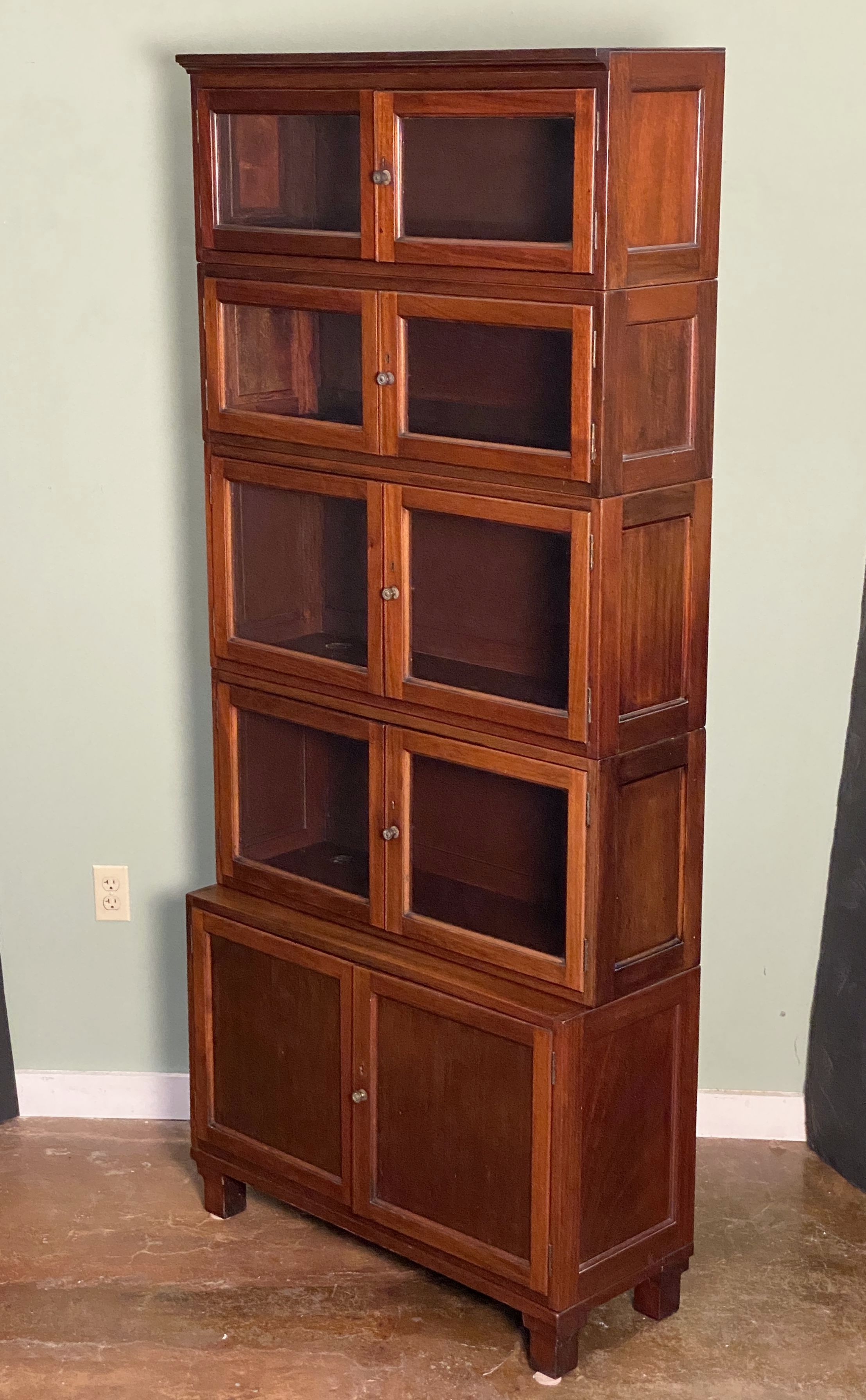 ee005_stacking_bookcase_from_boots_7