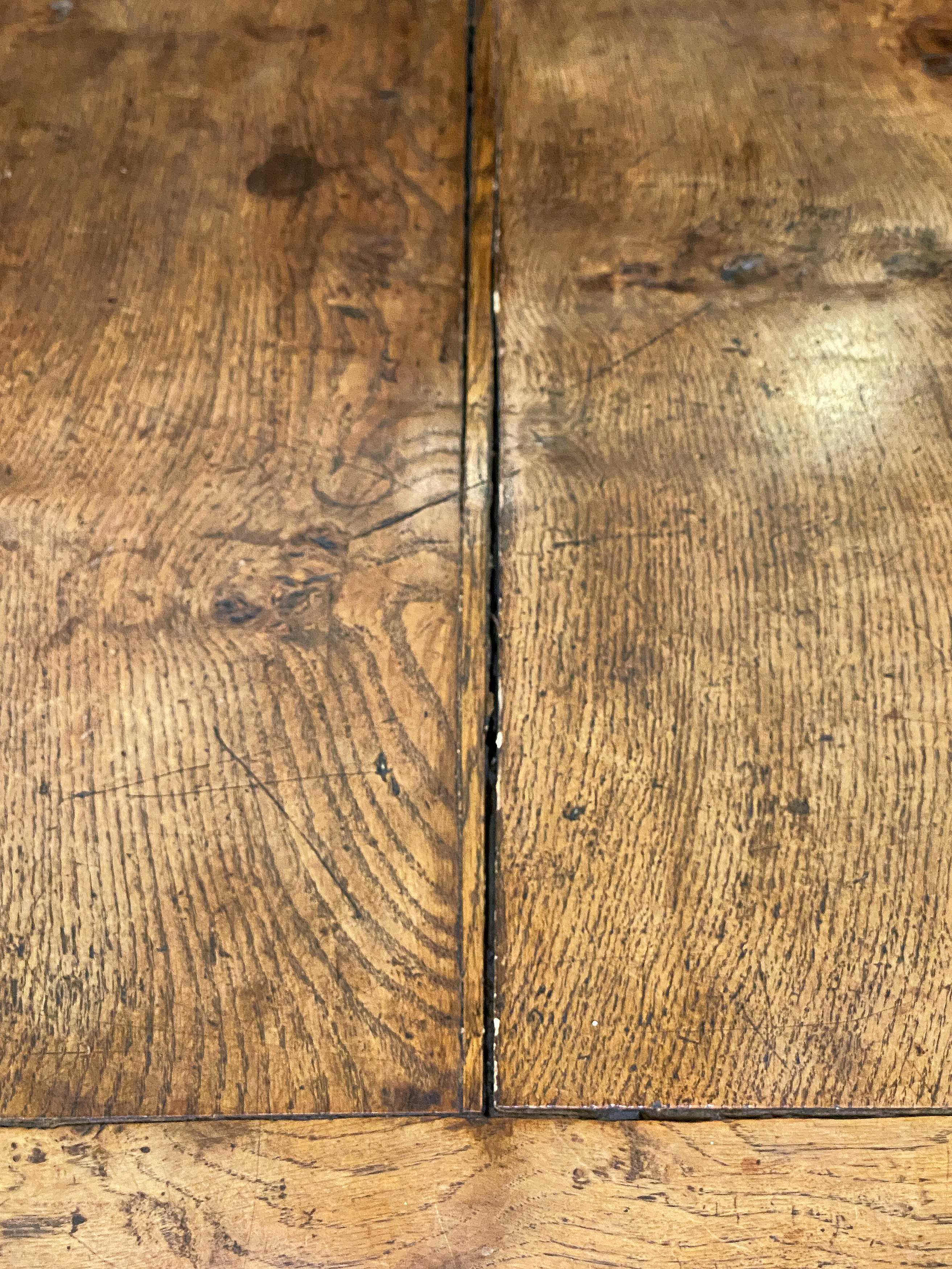 ee014_rectangular_table_09