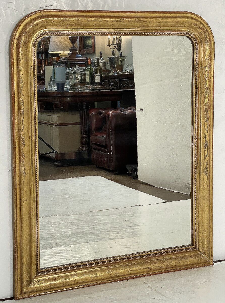 ee024_main_tilt_louis_philippe_mirror_beaded_edge_7