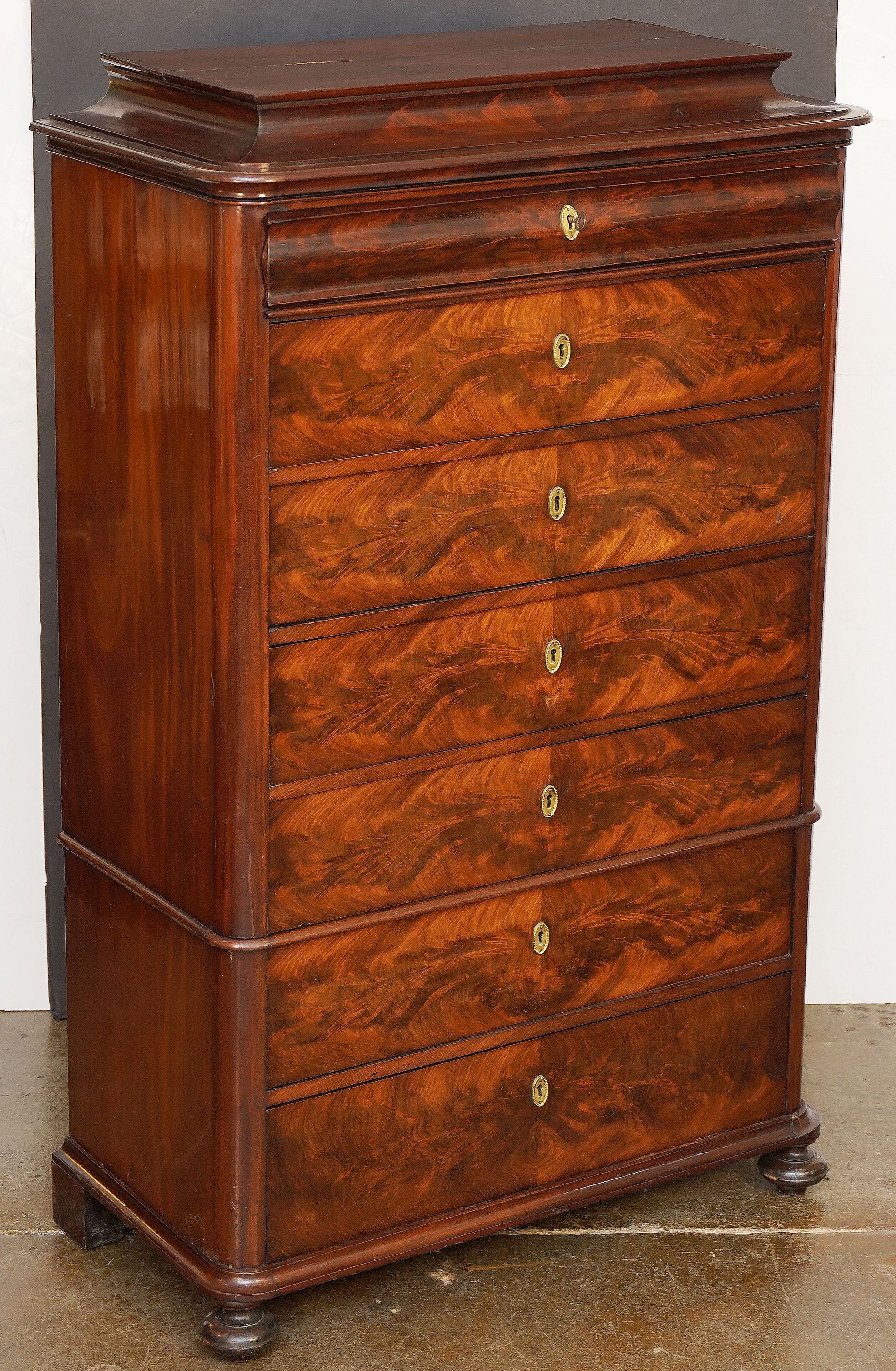 ee047_antique_century_tall_mahogany_chest_the_one