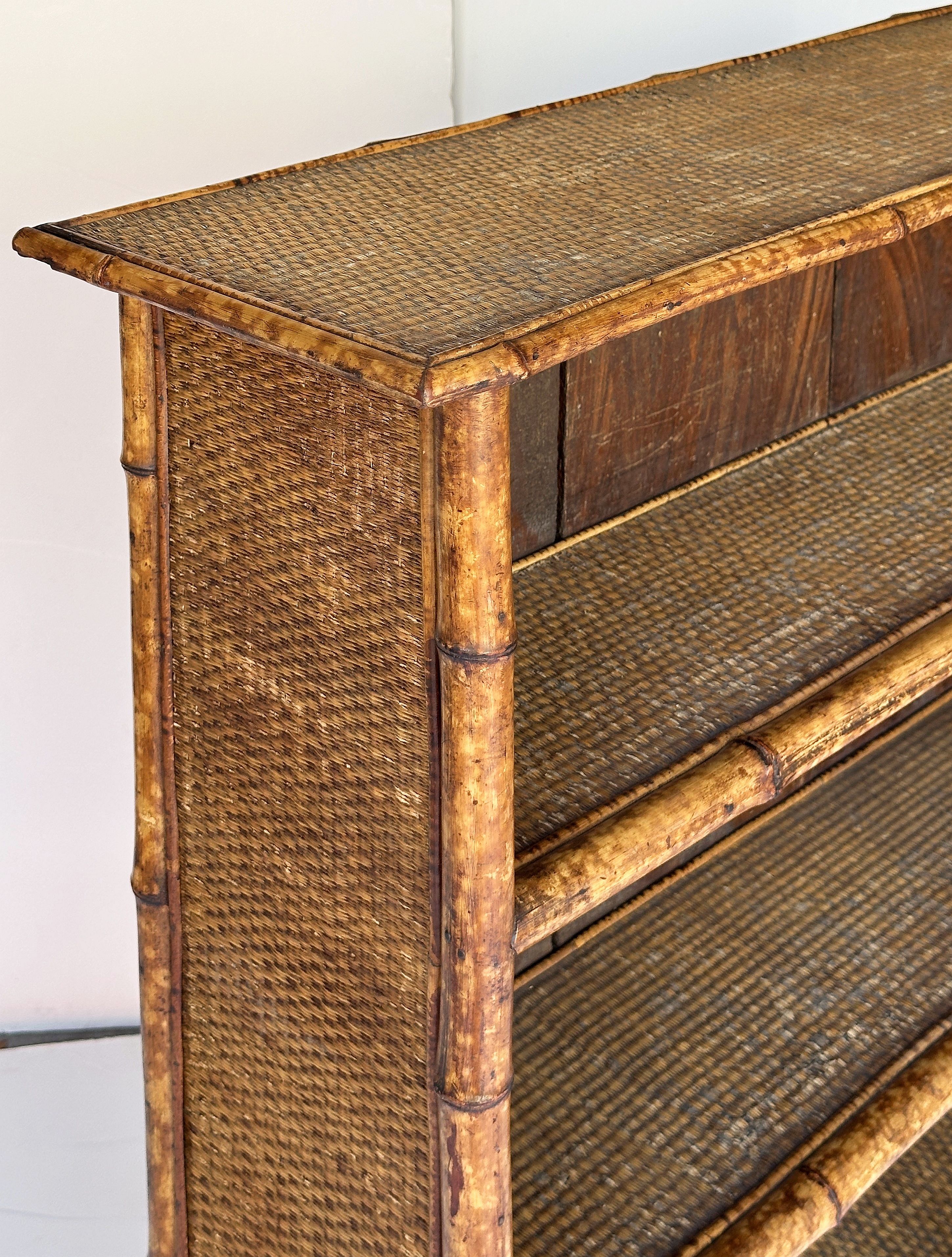 ee057_bamboo_bookcase_post_2