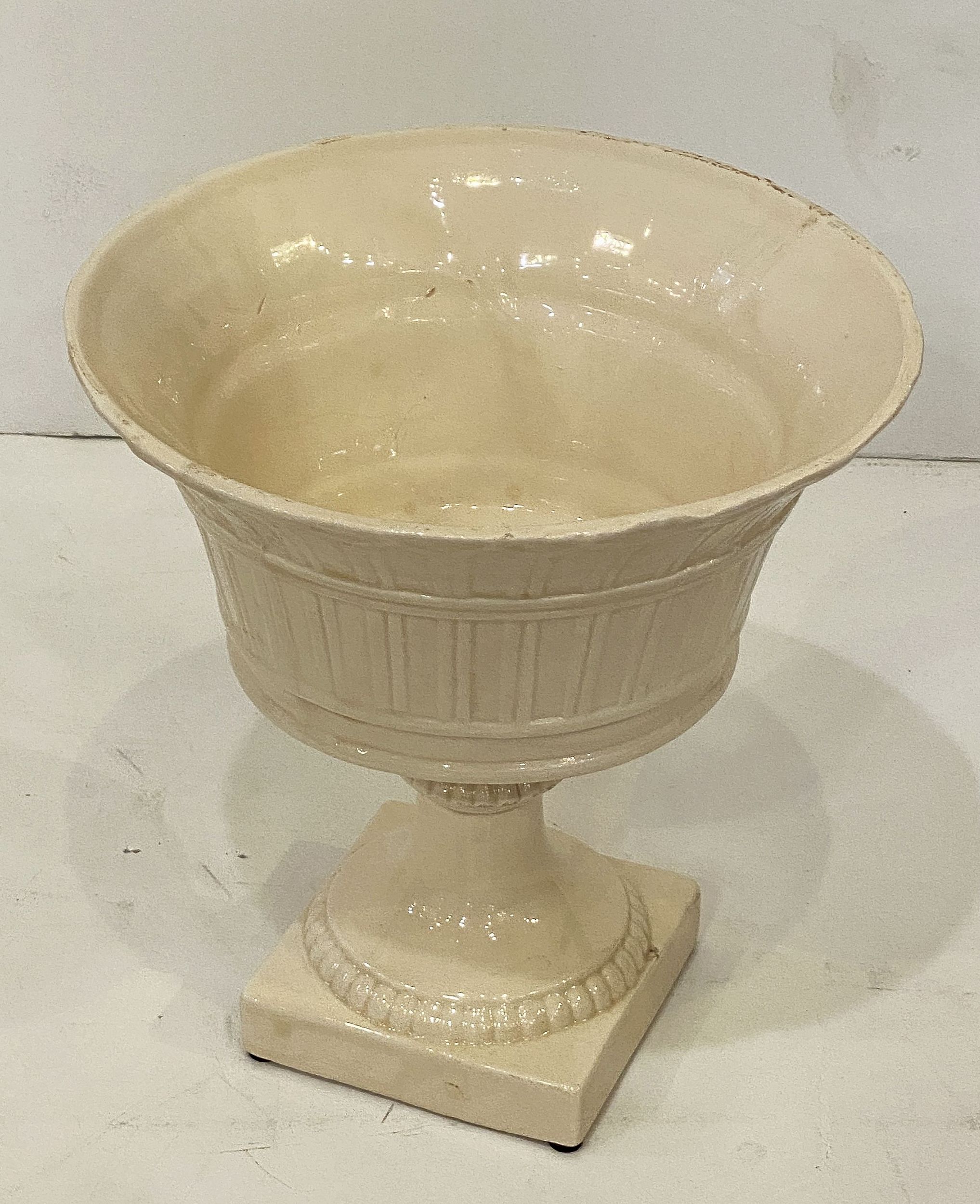 ee184_italian_white_ware_bowl_with_roses_21