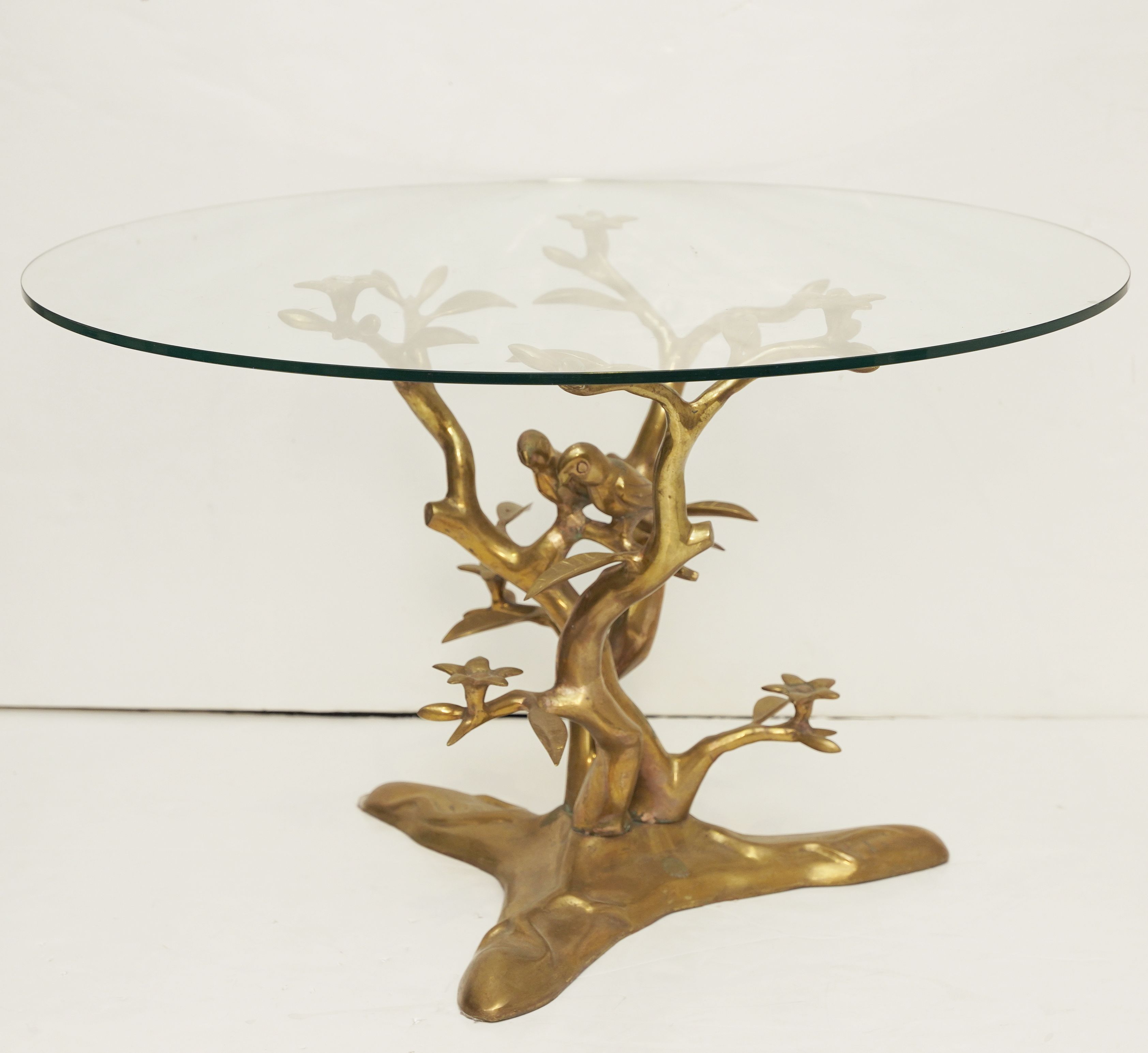 ee200_glass__brass_table_l_e_a_d