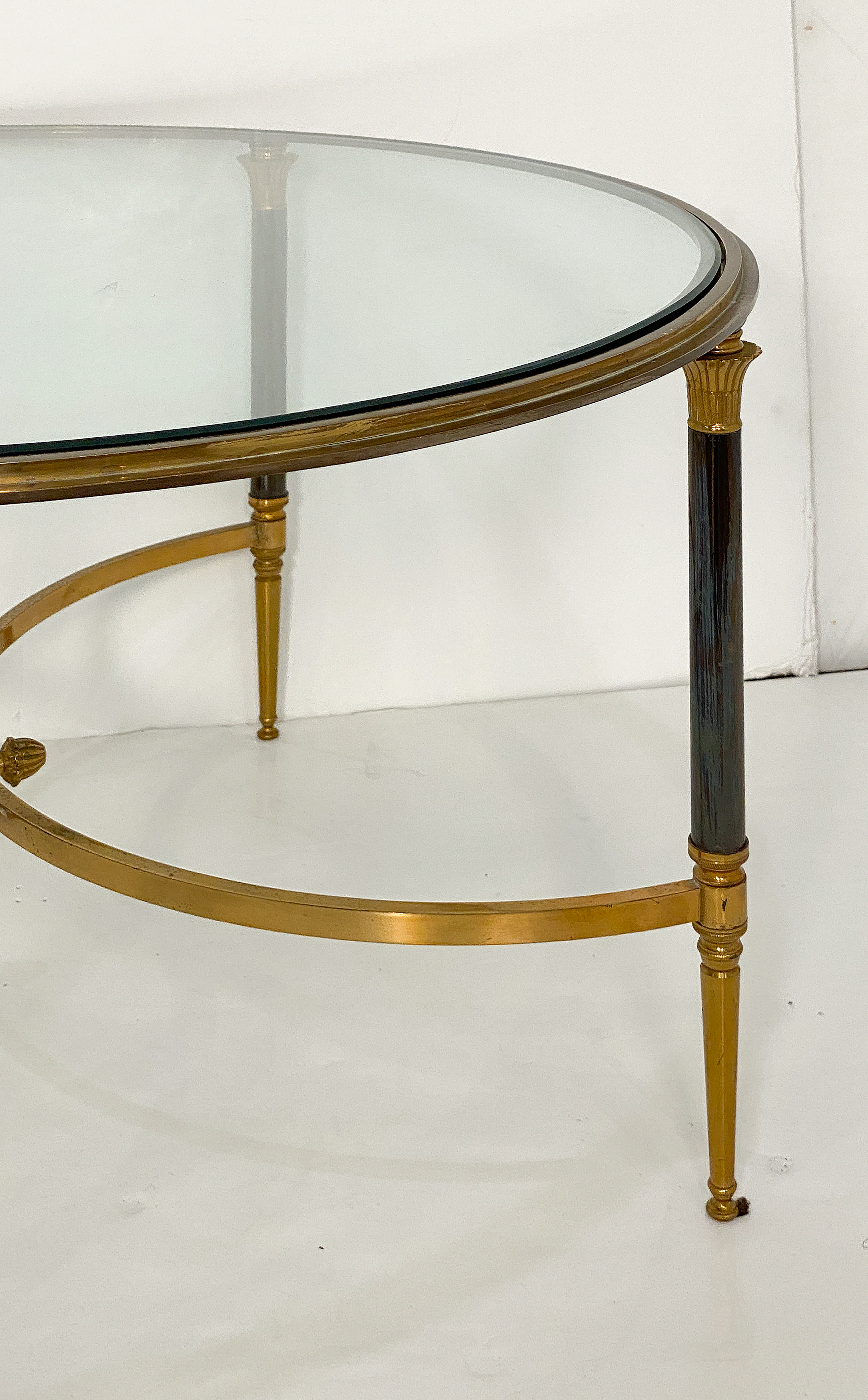 ee512_french_round_coffee_or_low_table_29