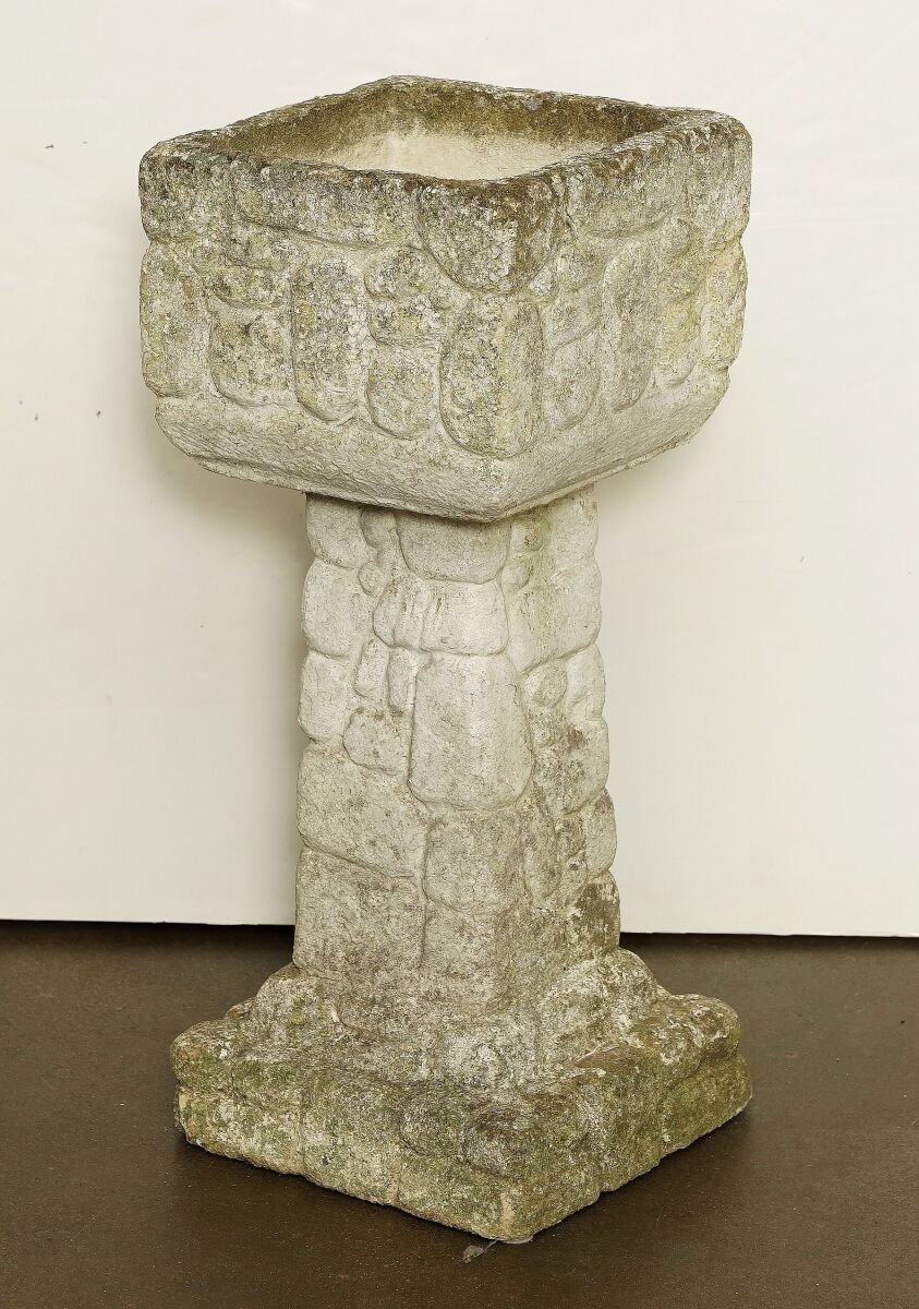 ee512_garden_stone_planter_by_camera_l_e_a_d
