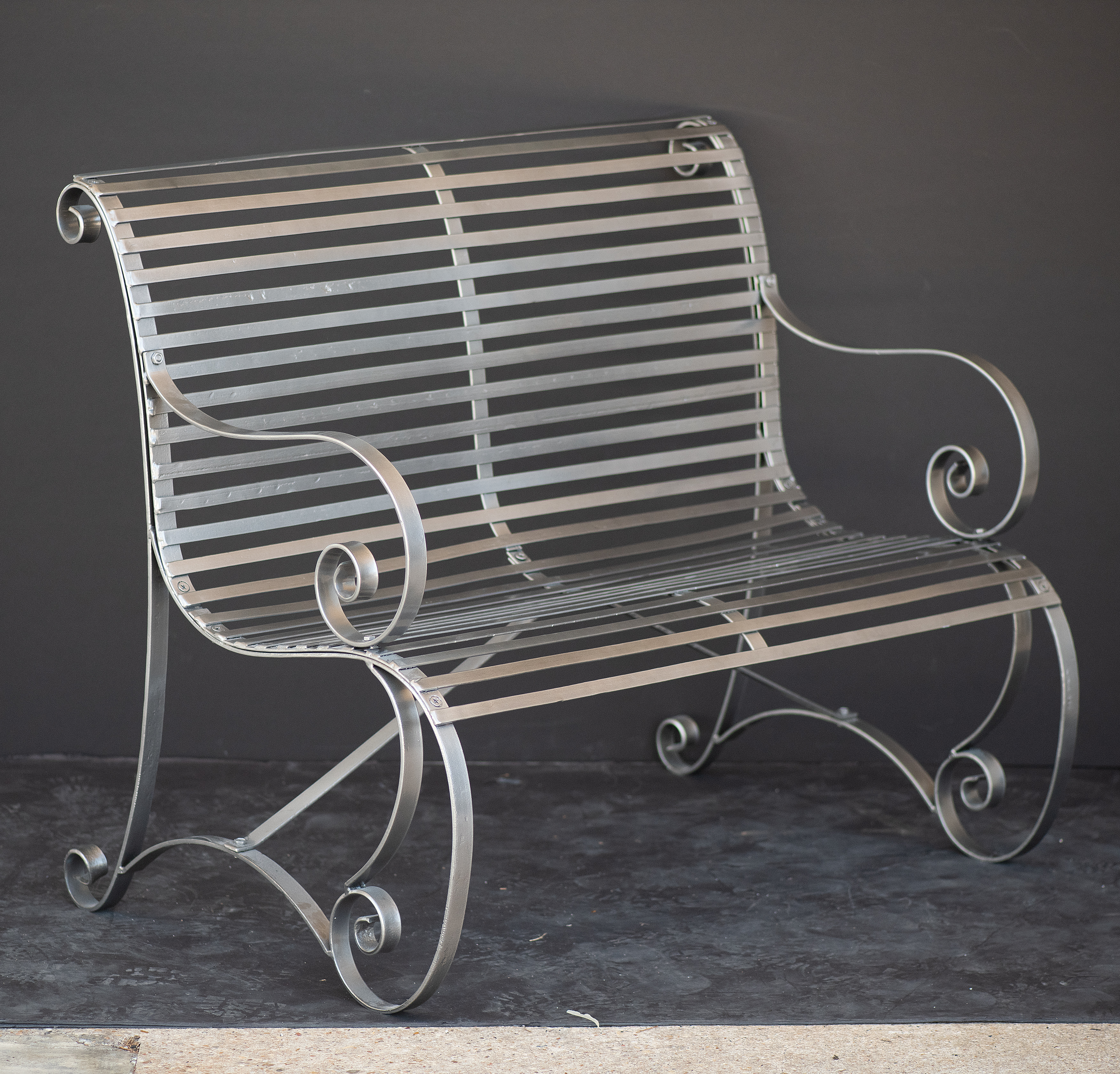 ee585_english_wrought_iron_strapwork_bench_008