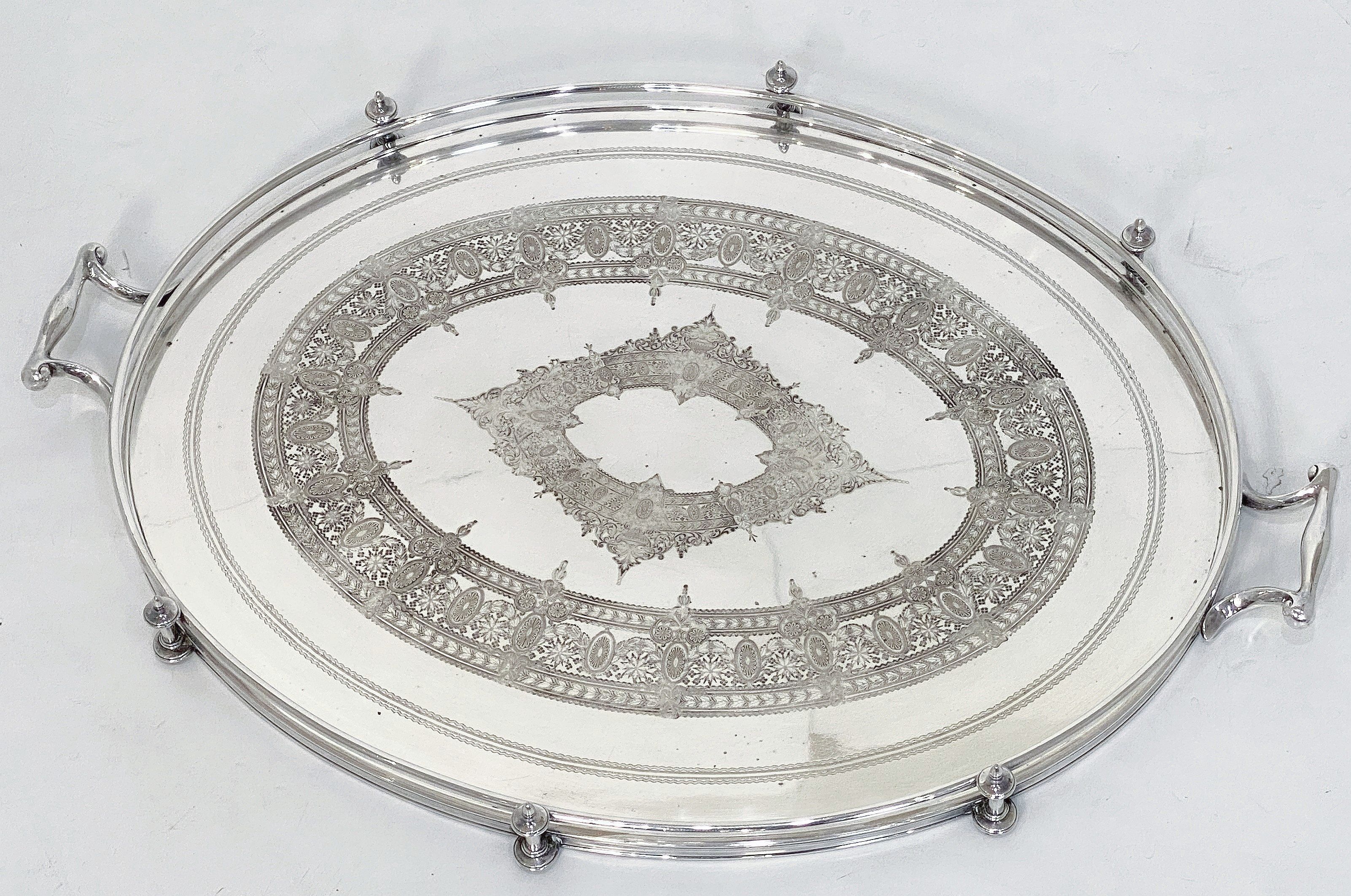 ee588_large_oval_gallery_tray_1_copy