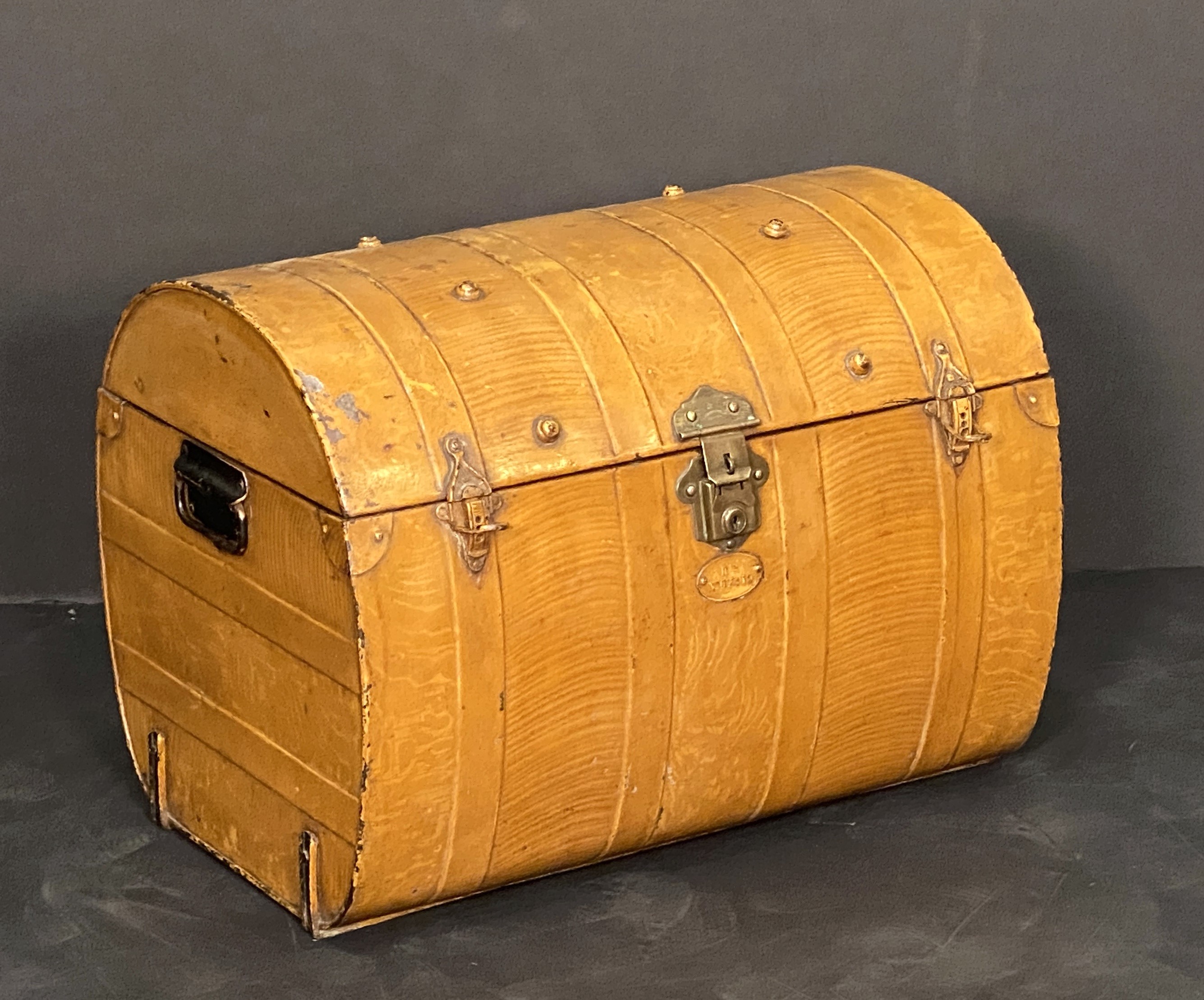 ee647_tin_trunk_7_copy