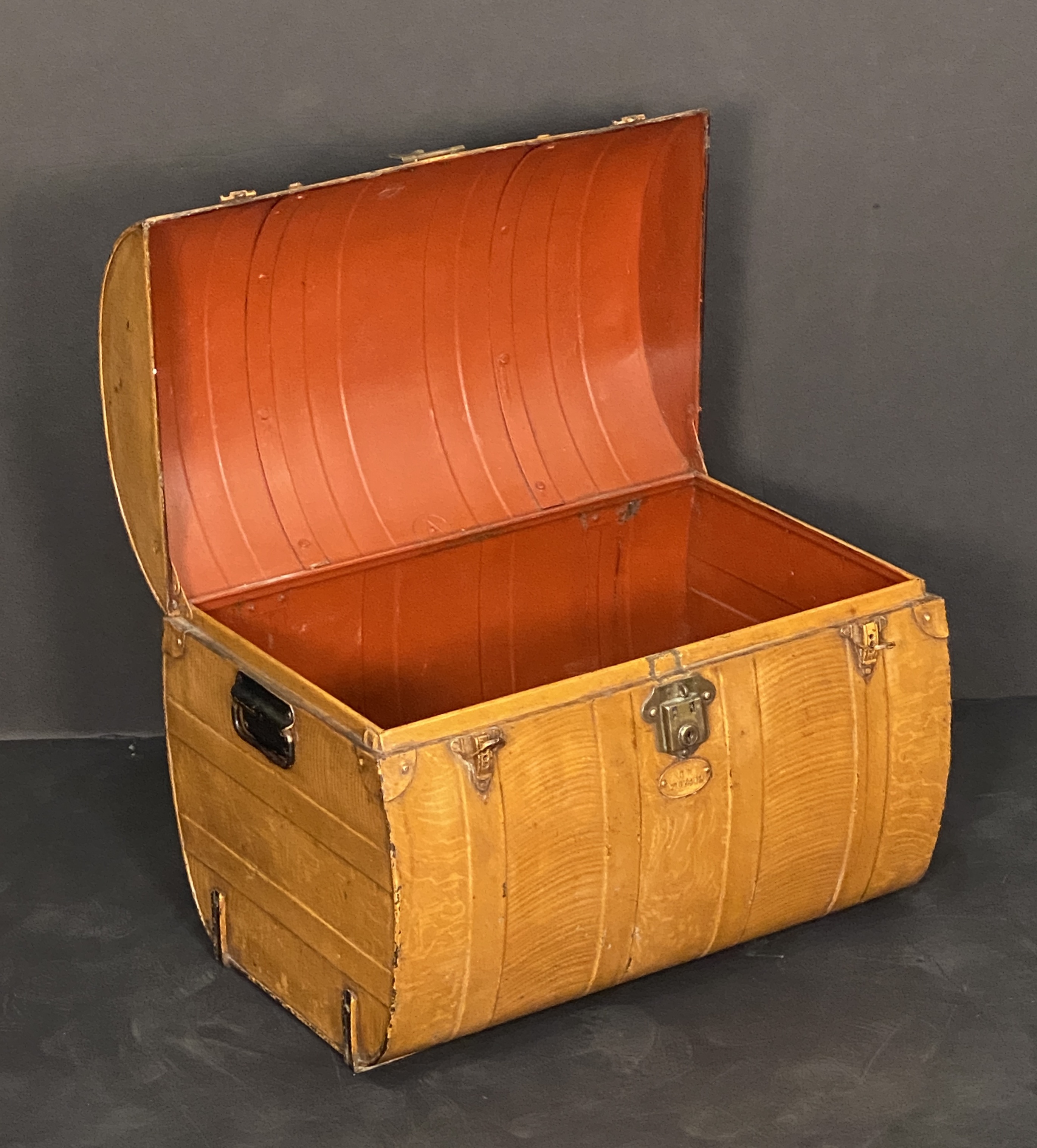 ee647_tin_trunk_8_copy