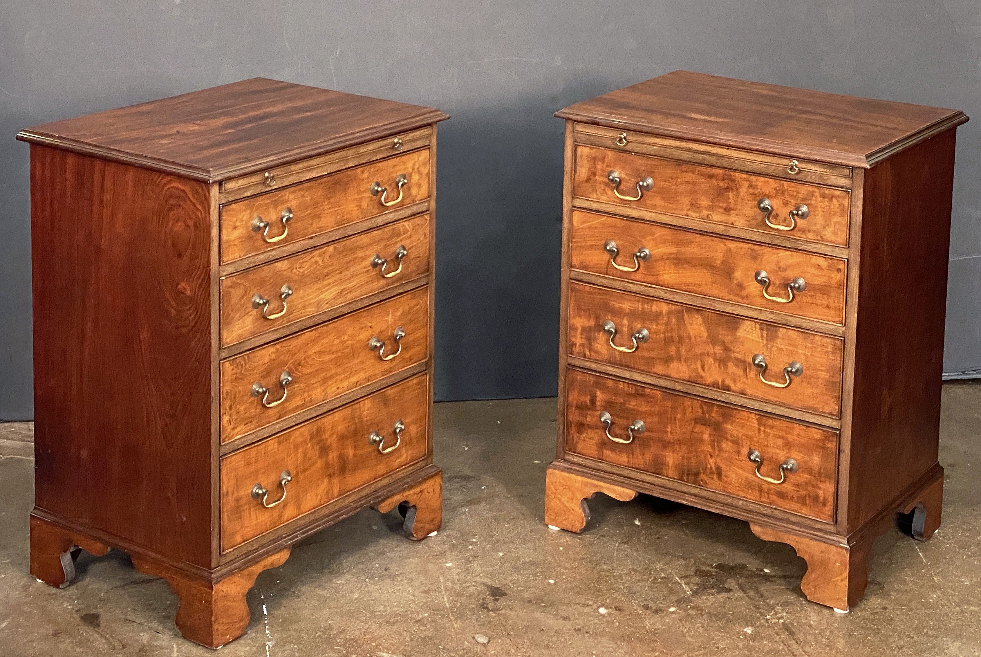 ee650_main_maybe_pair_of_bachelor_chests_1_copy