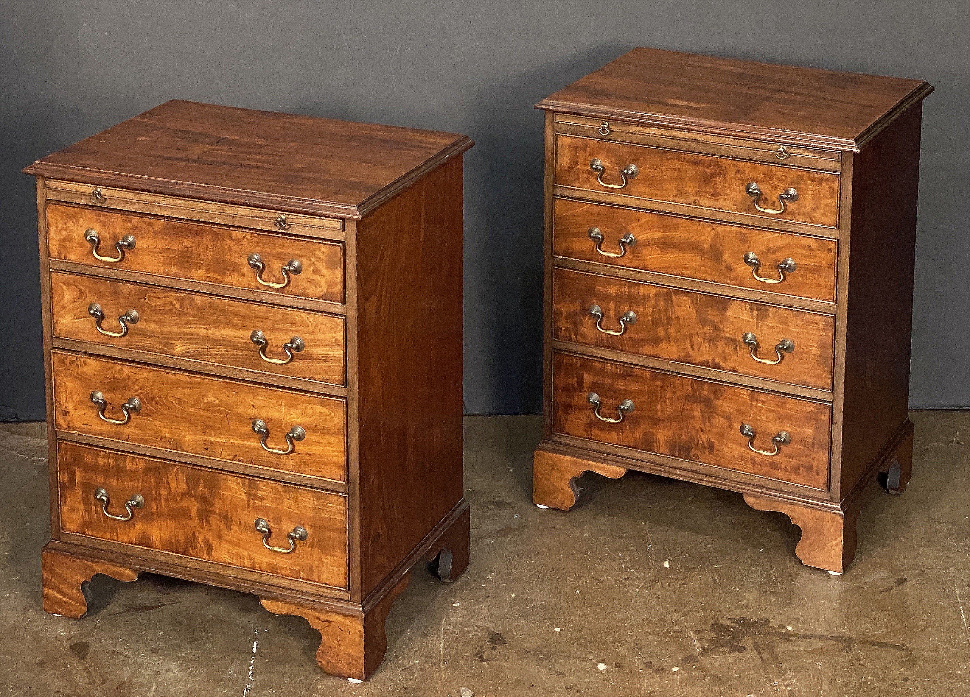 ee650_pair_of_bachelor_chests_15_copy