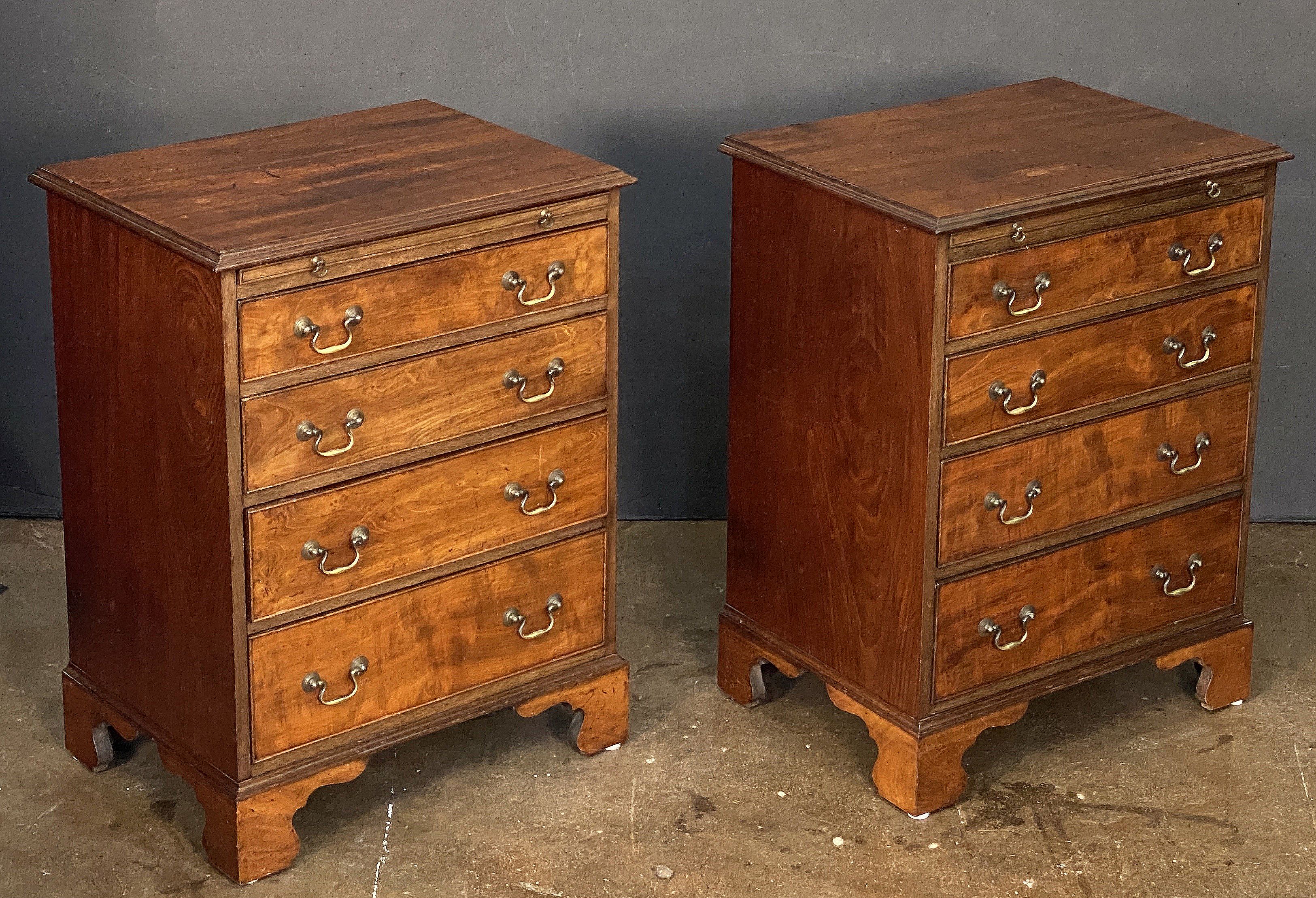 ee650_pair_of_bachelor_chests_31_copy