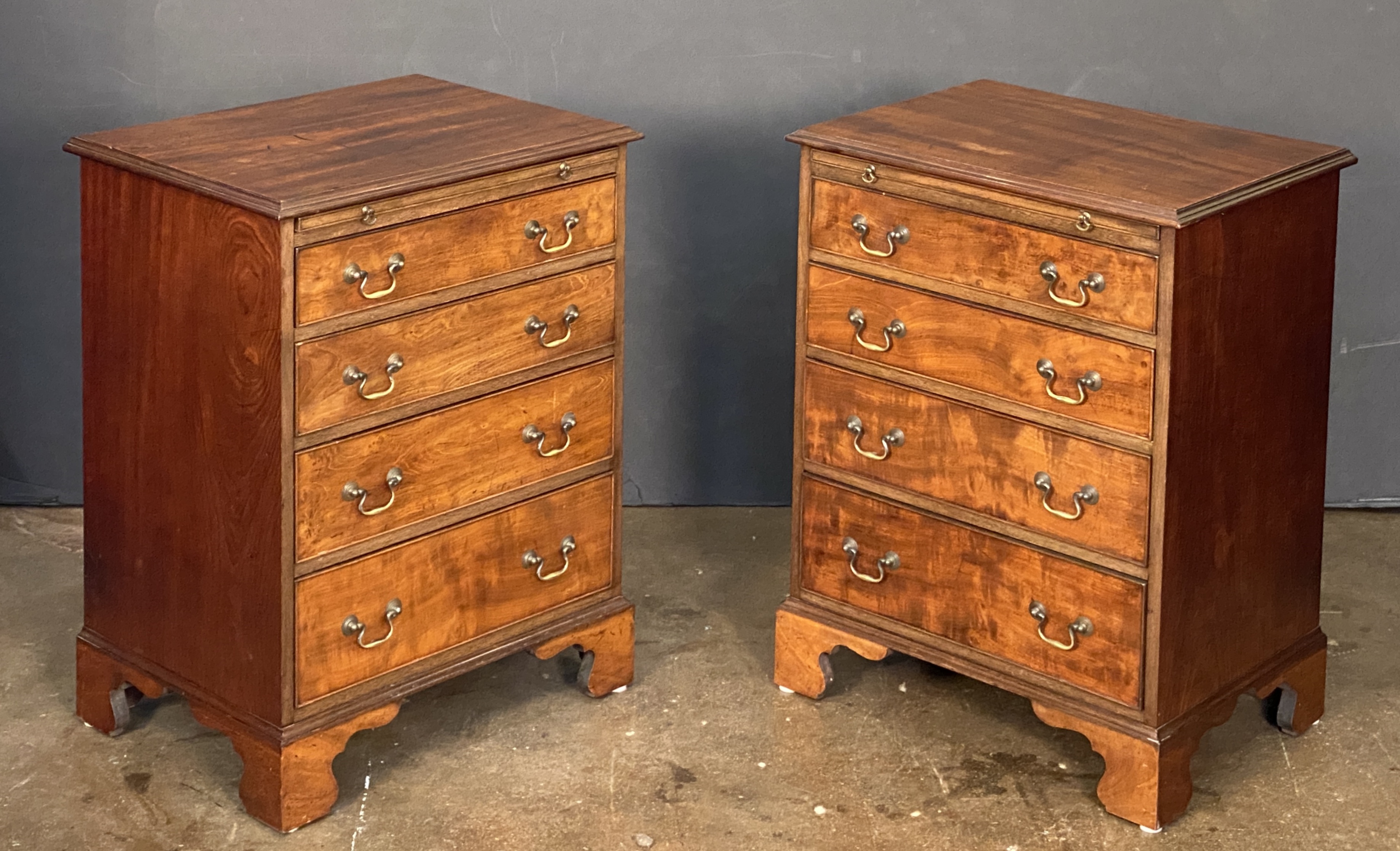 ee650_pair_of_bachelor_chests_4_copy