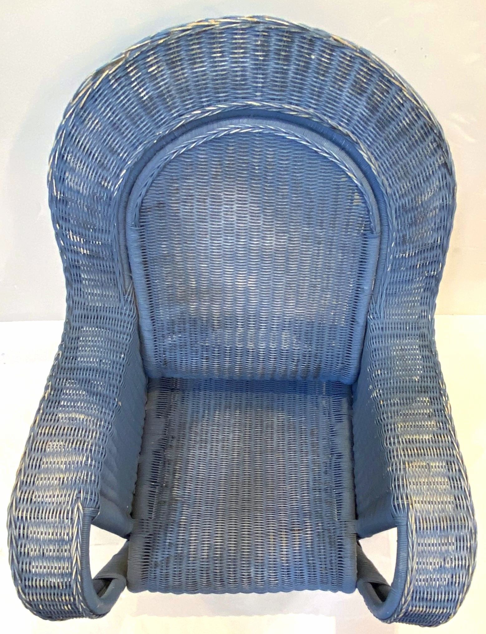 ee652_blue_chairs_8_1401269672