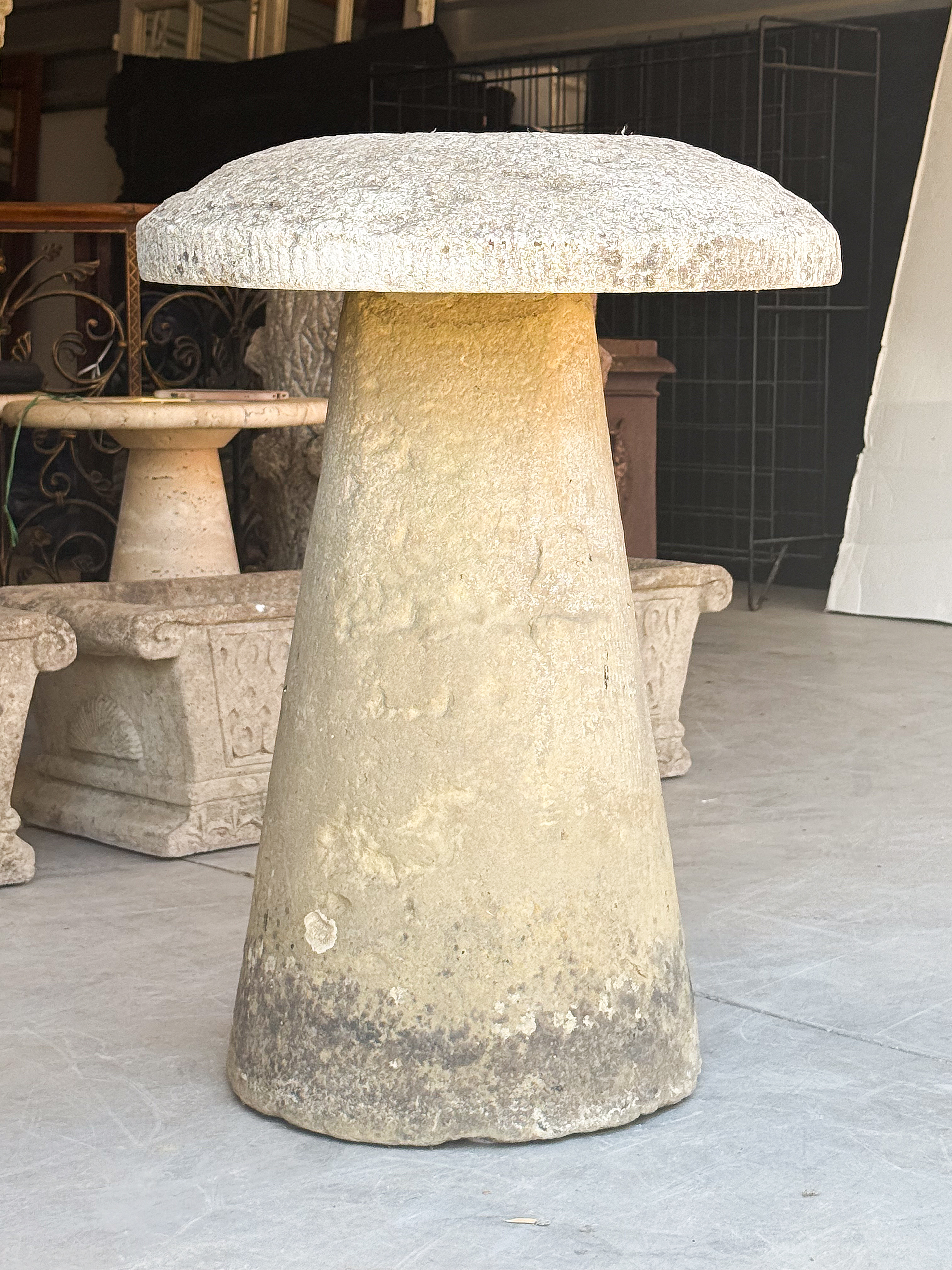 ee654_staddle_stone_004