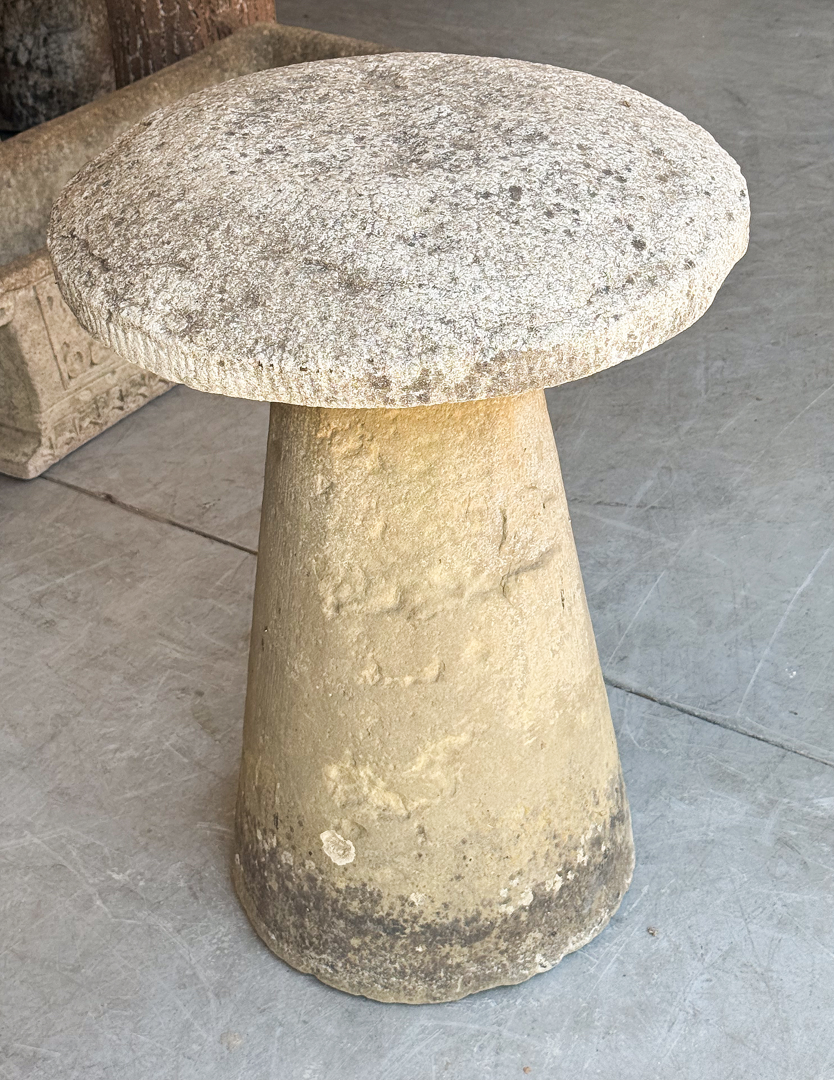 ee654_staddle_stone_007